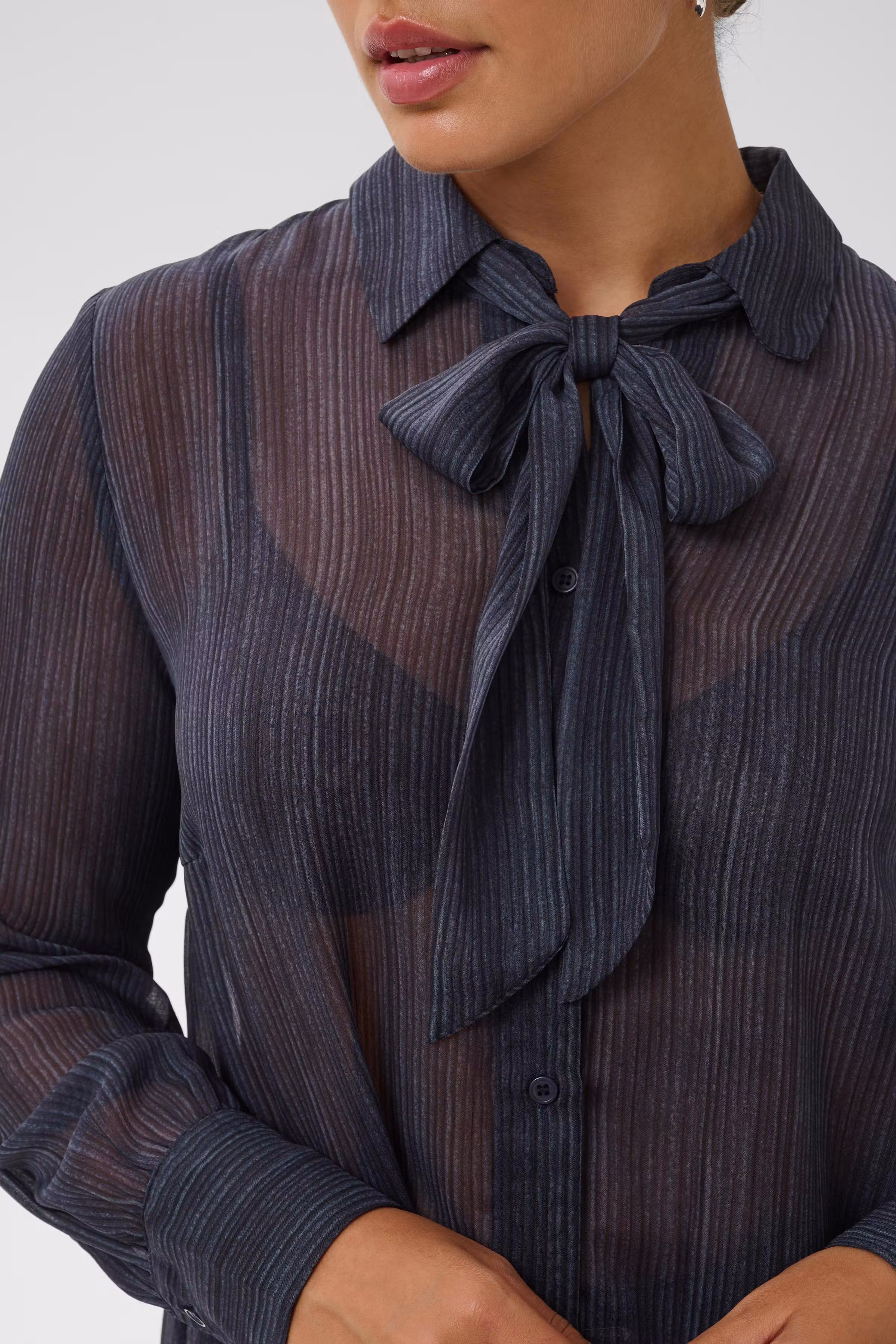 KClauren Shirt LOOKBOOK DETAIL 10584561-110083