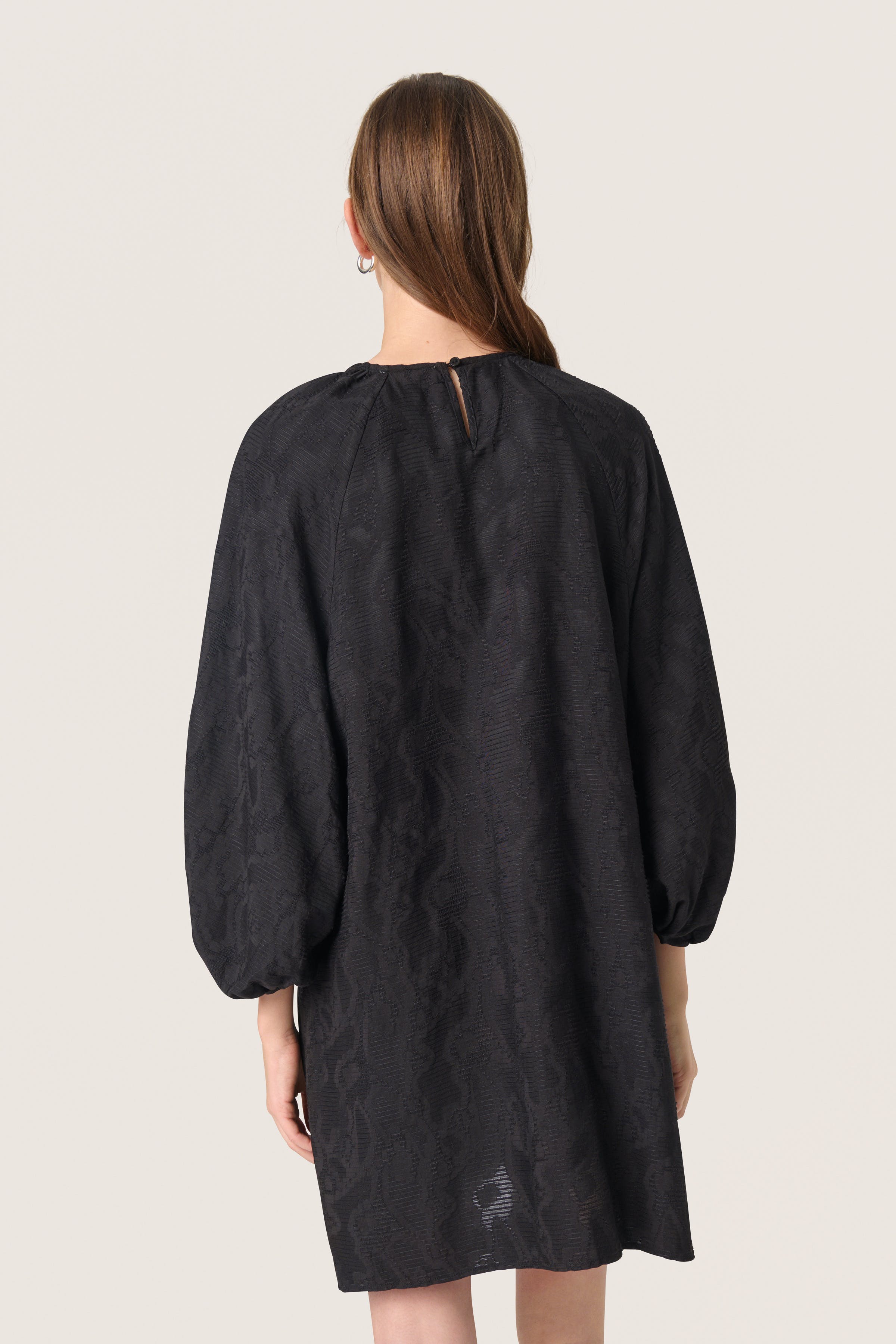 SLAmelina Dress LOOKBOOK BACK 30408426-194008