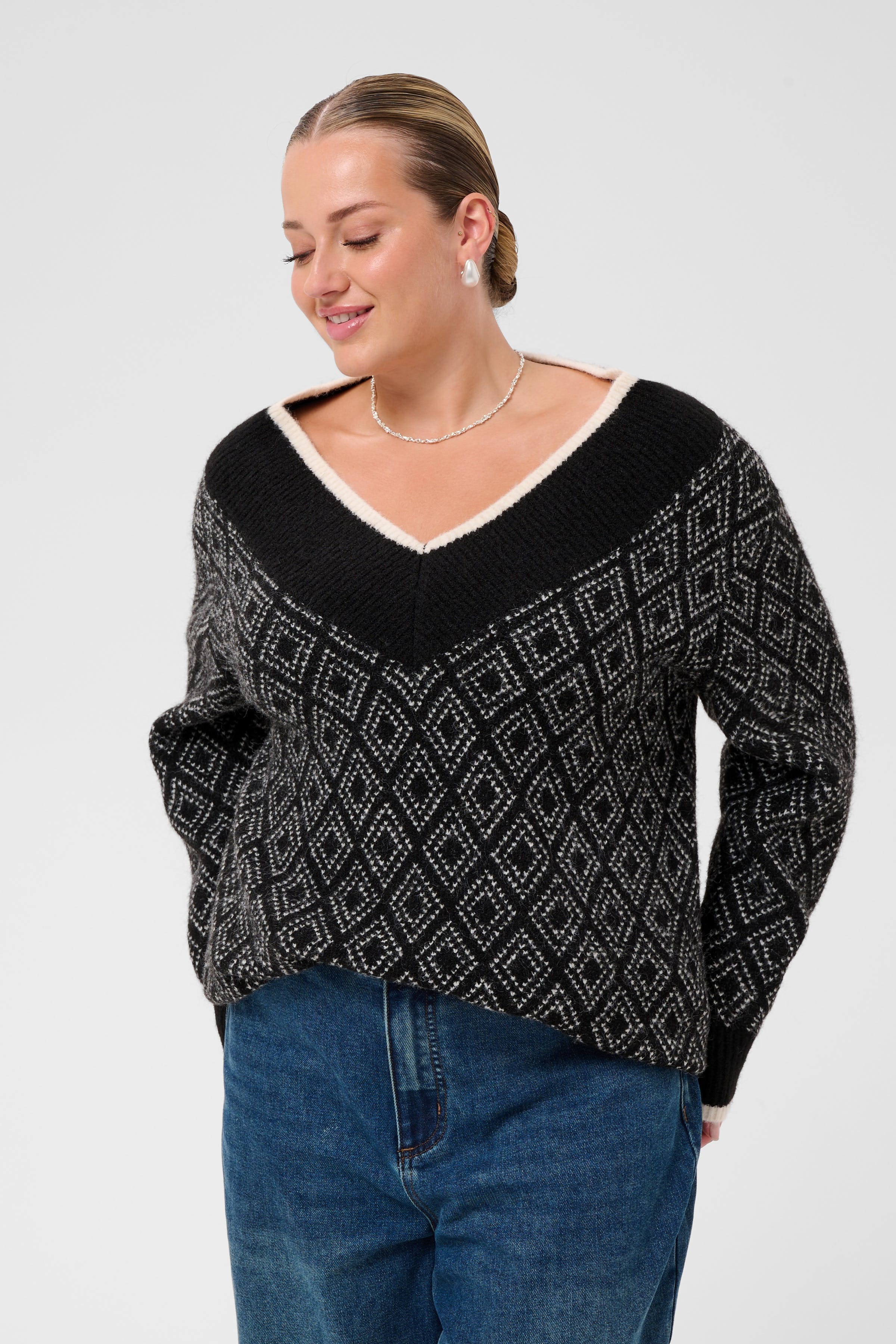 KCsigna Pullover LOOKBOOK FRONT 10584435-109747