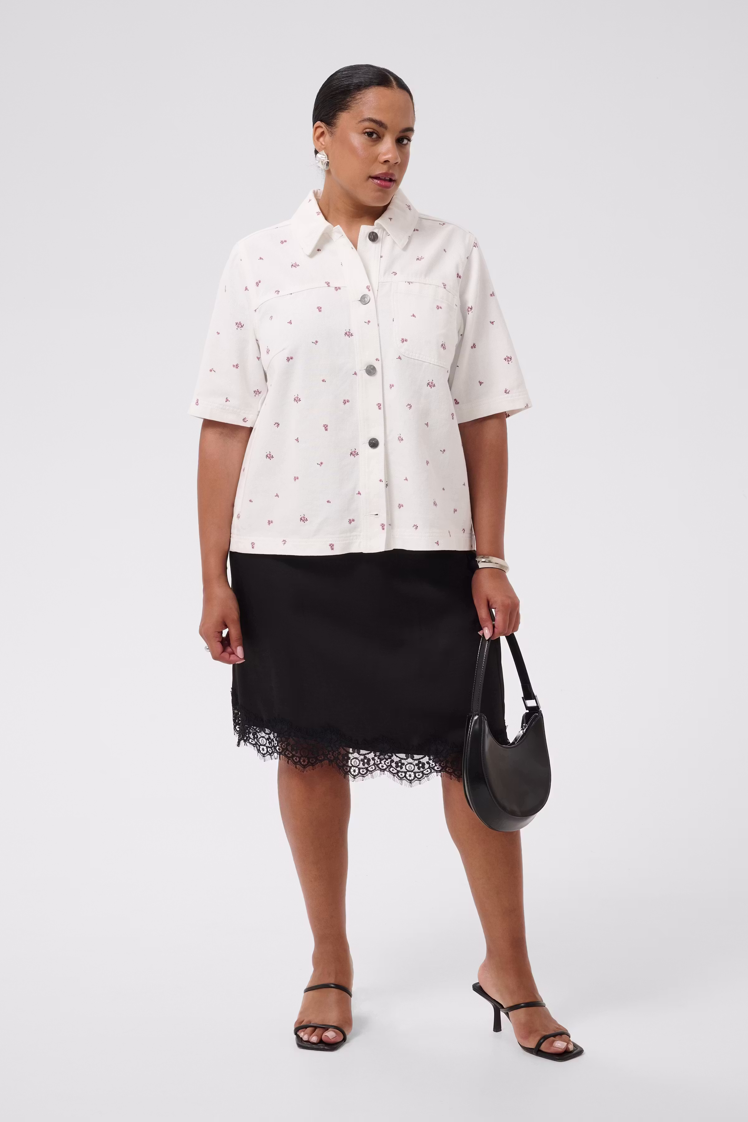 KCflorina Shirt LOOKBOOK FRONT 10584632-1000272