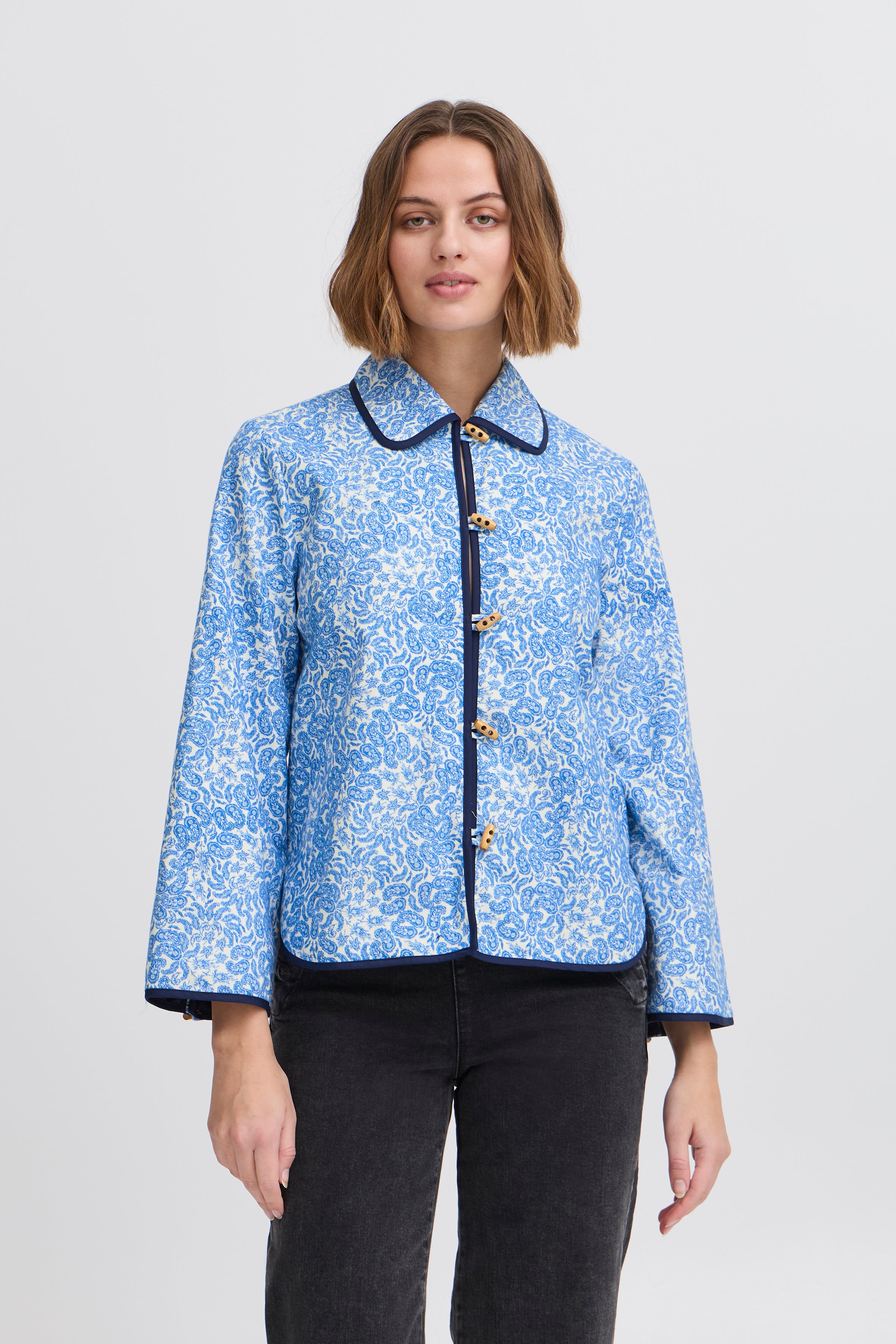 IRVIENNA Blazer LOOKBOOK FRONT 20122194-194056