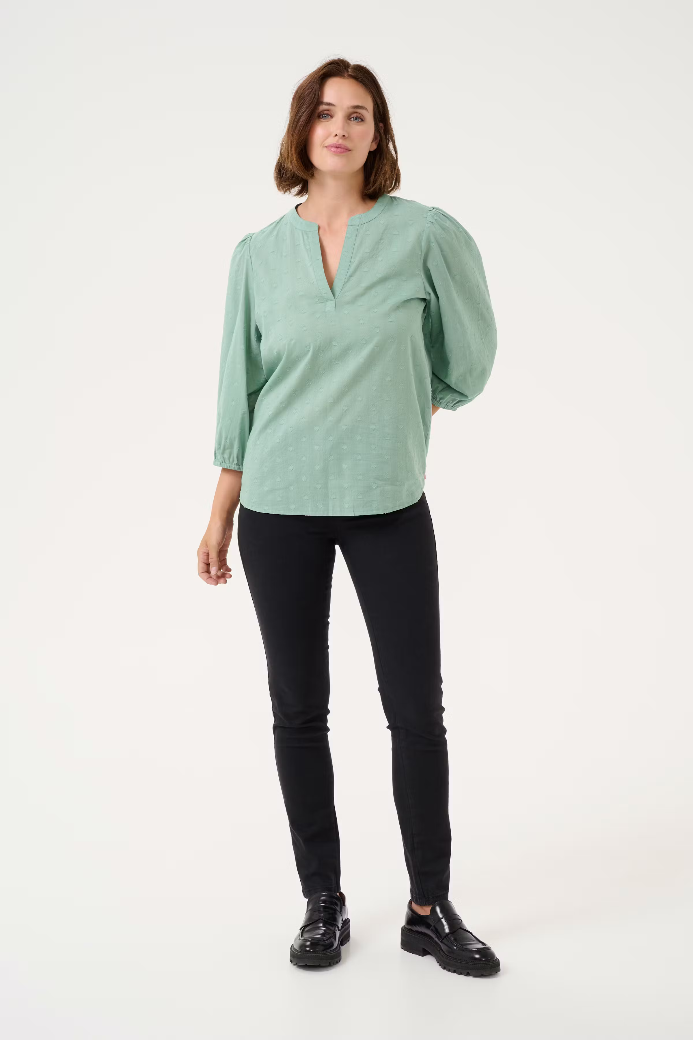 KAjollia Bluse LOOKBOOK FRONT 10508453-165907