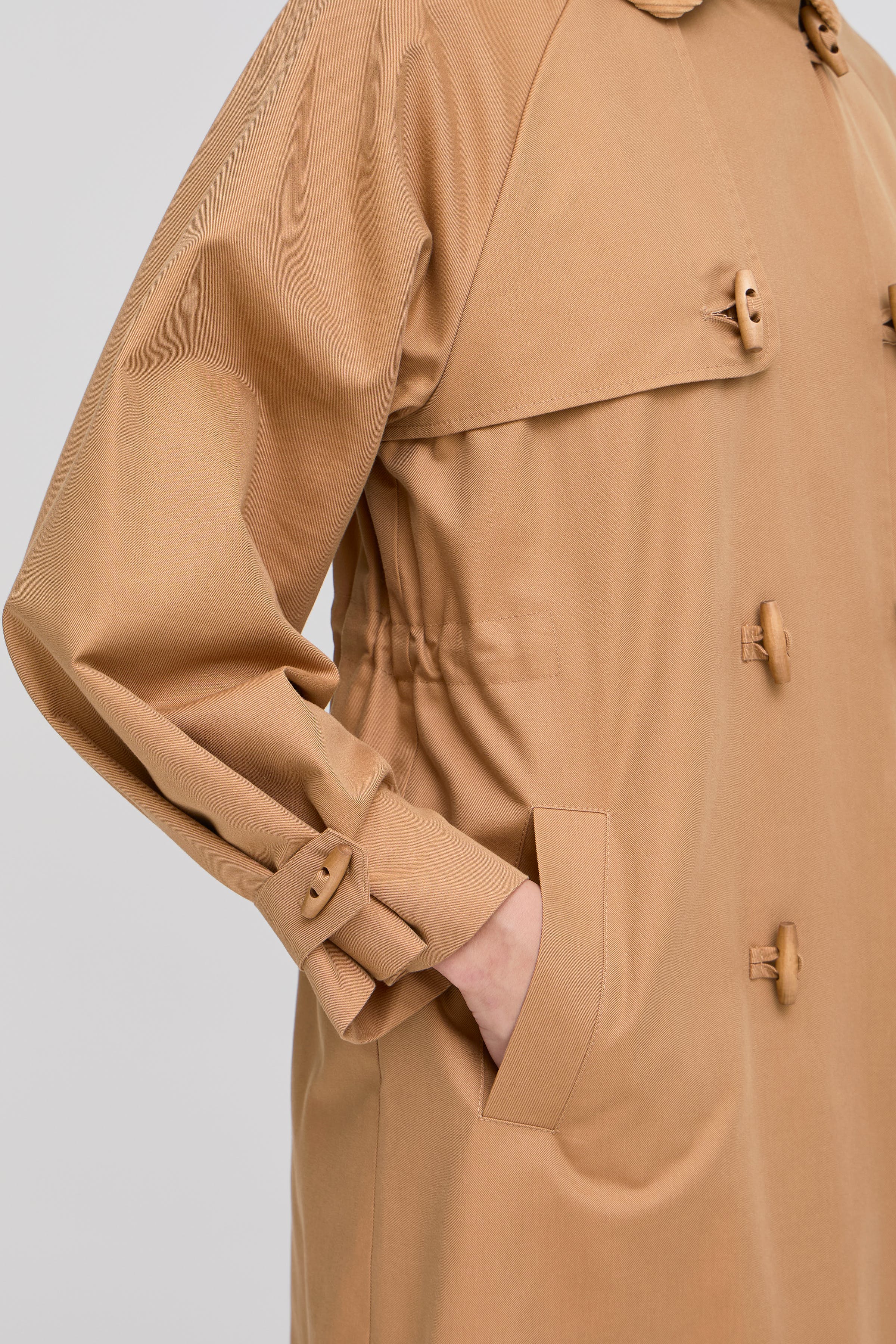 IRFIKA Jacke LOOKBOOK DETAIL 20122331-171327