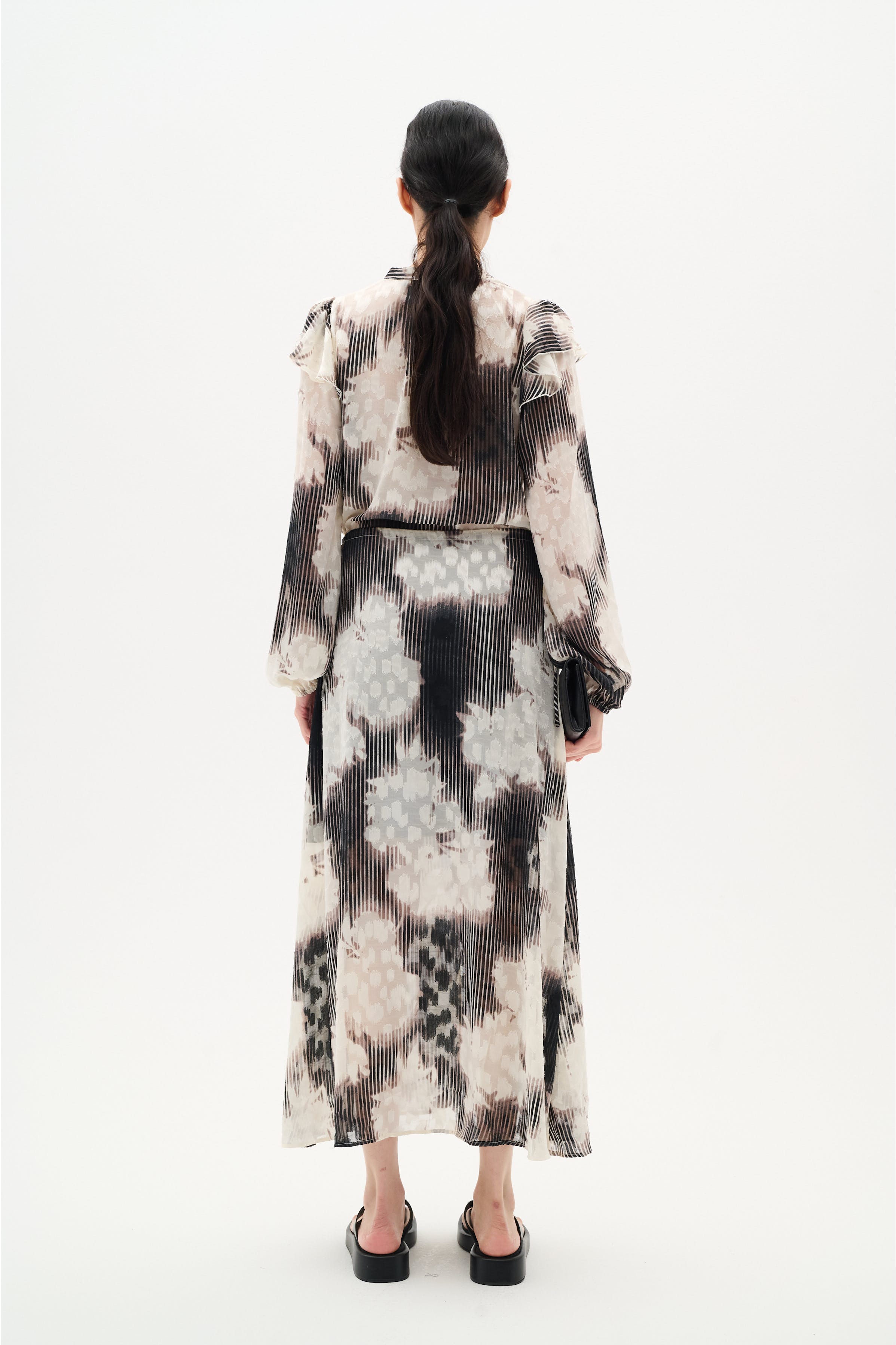 CielleIW Kjole LOOKBOOK BACK 30110493-303573