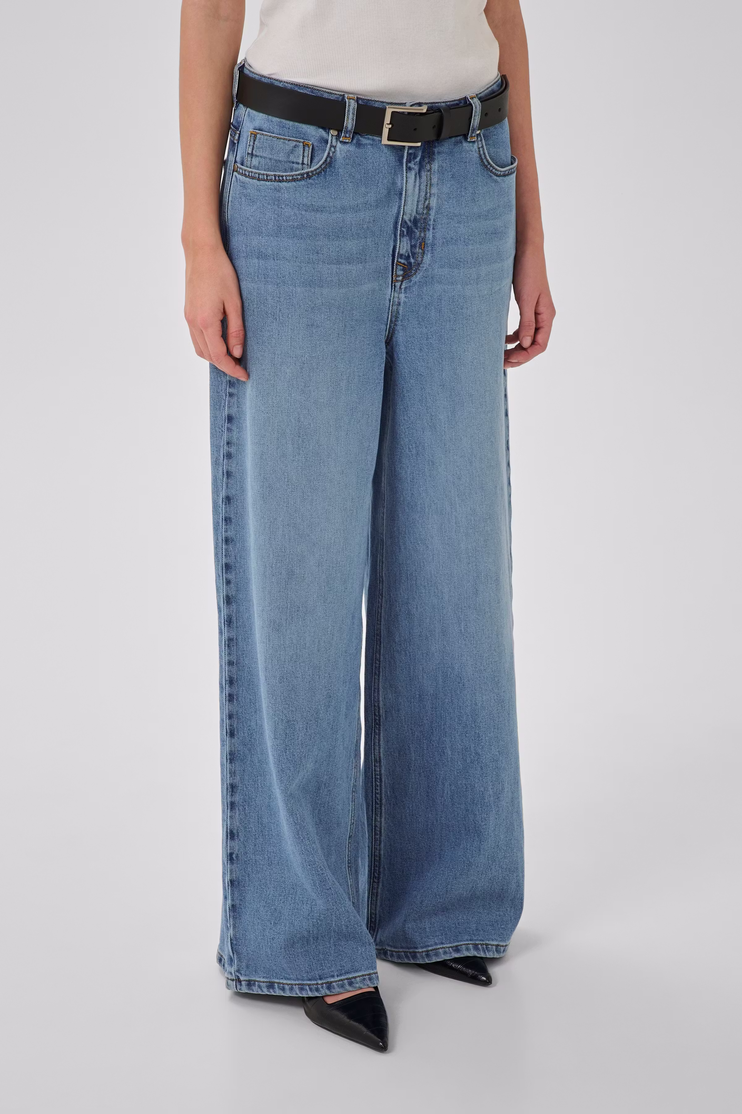 MWJessie Wide jeans LOOKBOOK FRONT 10705478-100053