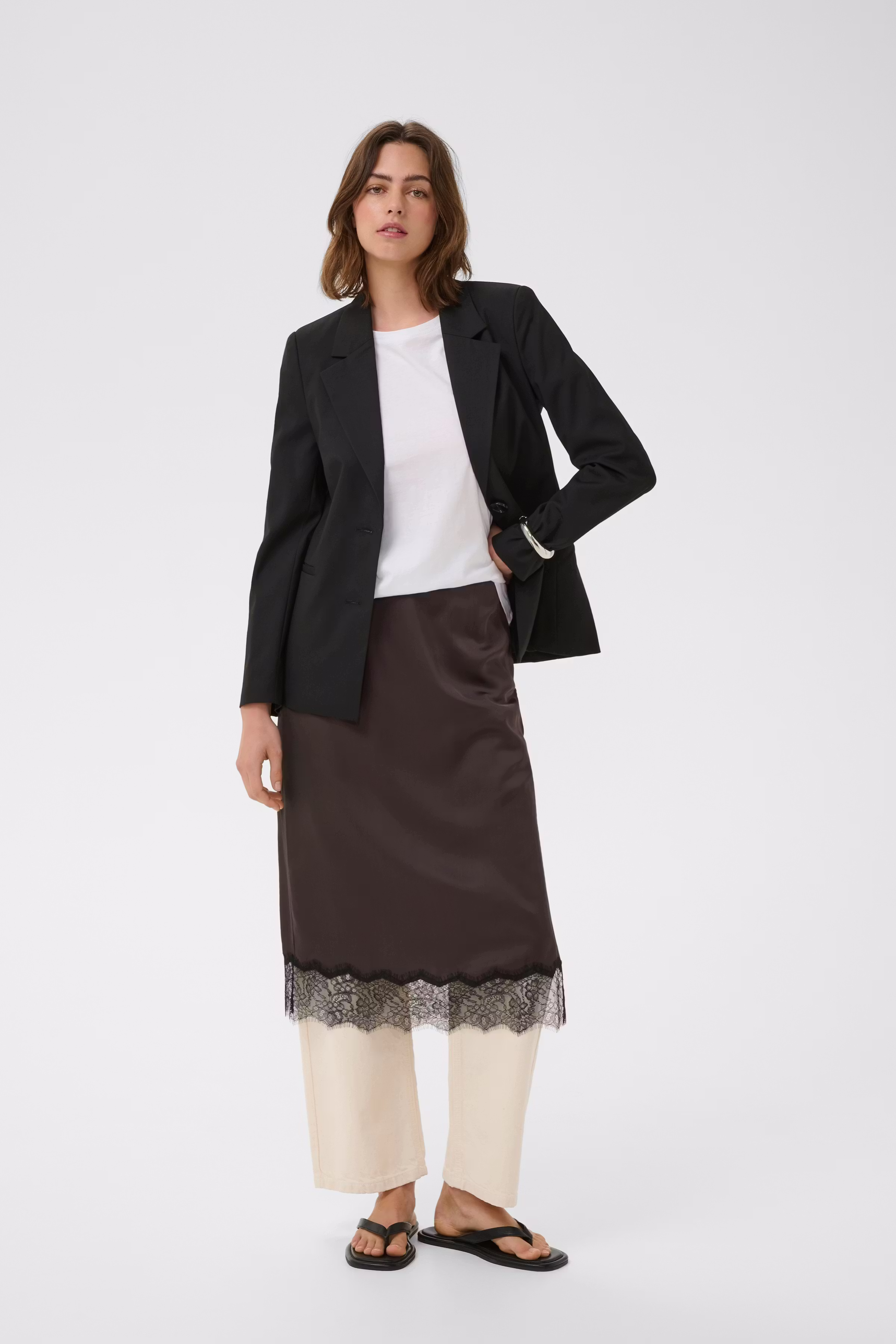 BallaIW Skirt LOOKBOOK DETAIL 30111276-191101