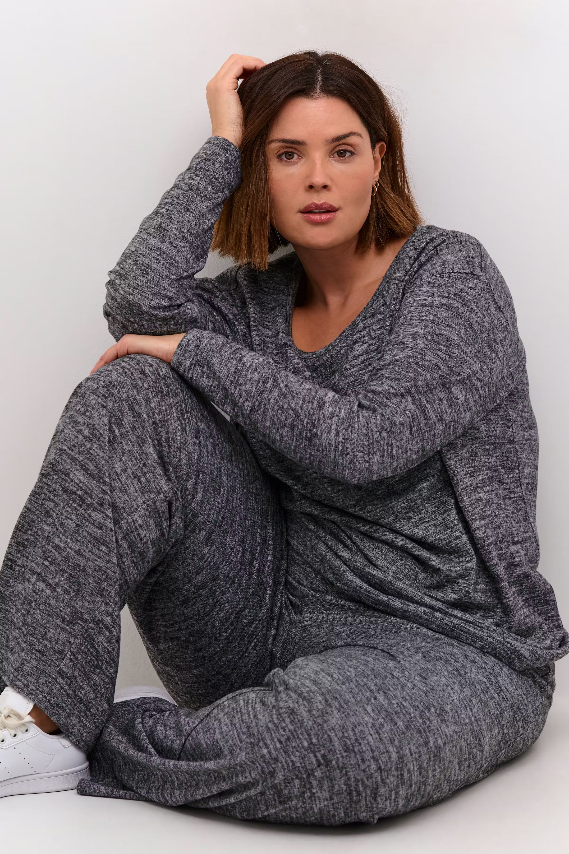 KCannie T-shirt LOOKBOOK DETAIL 10582761-100123