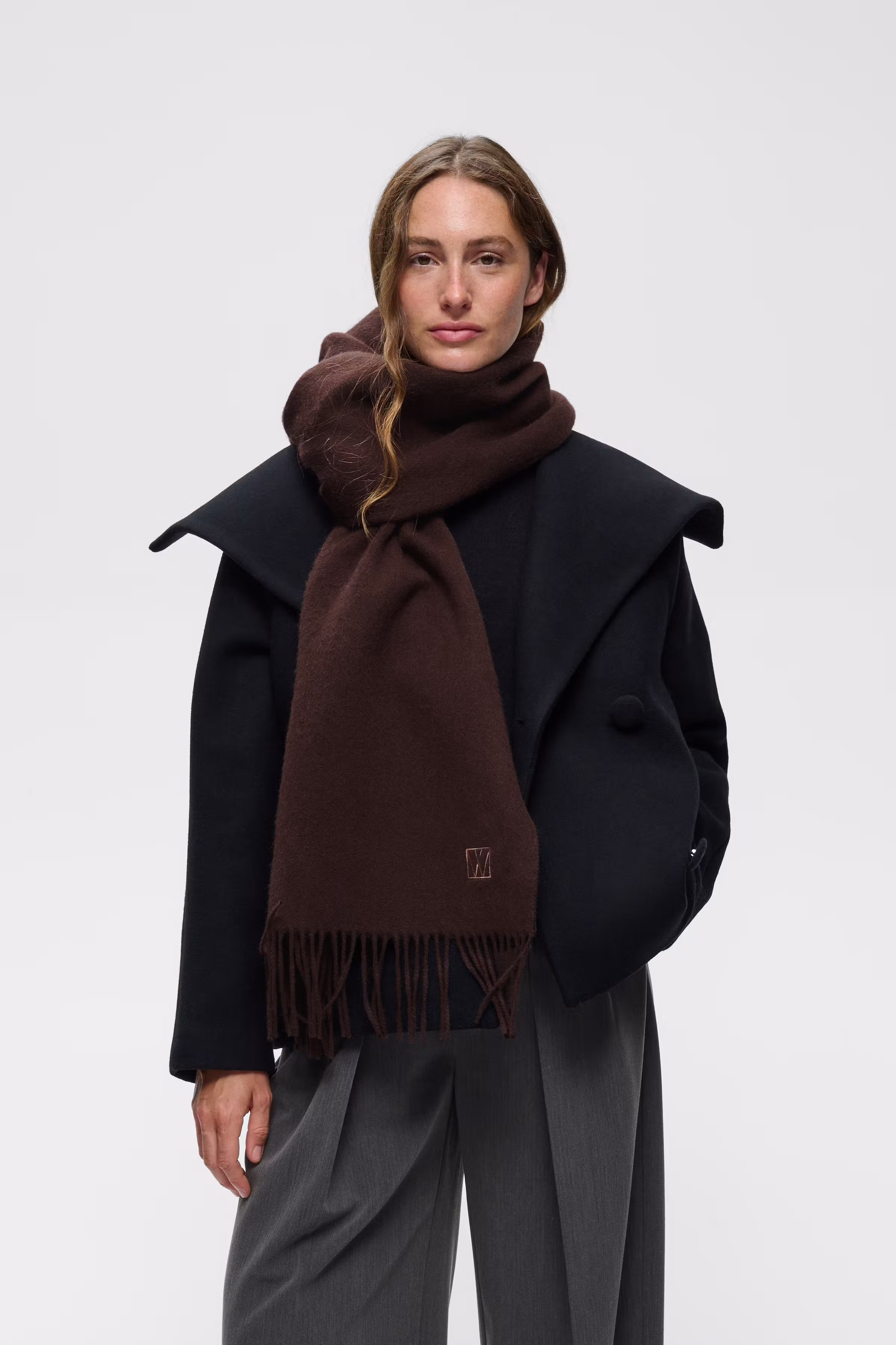 ALLICATEIW Scarf LOOKBOOK FRONT 30113063-191109