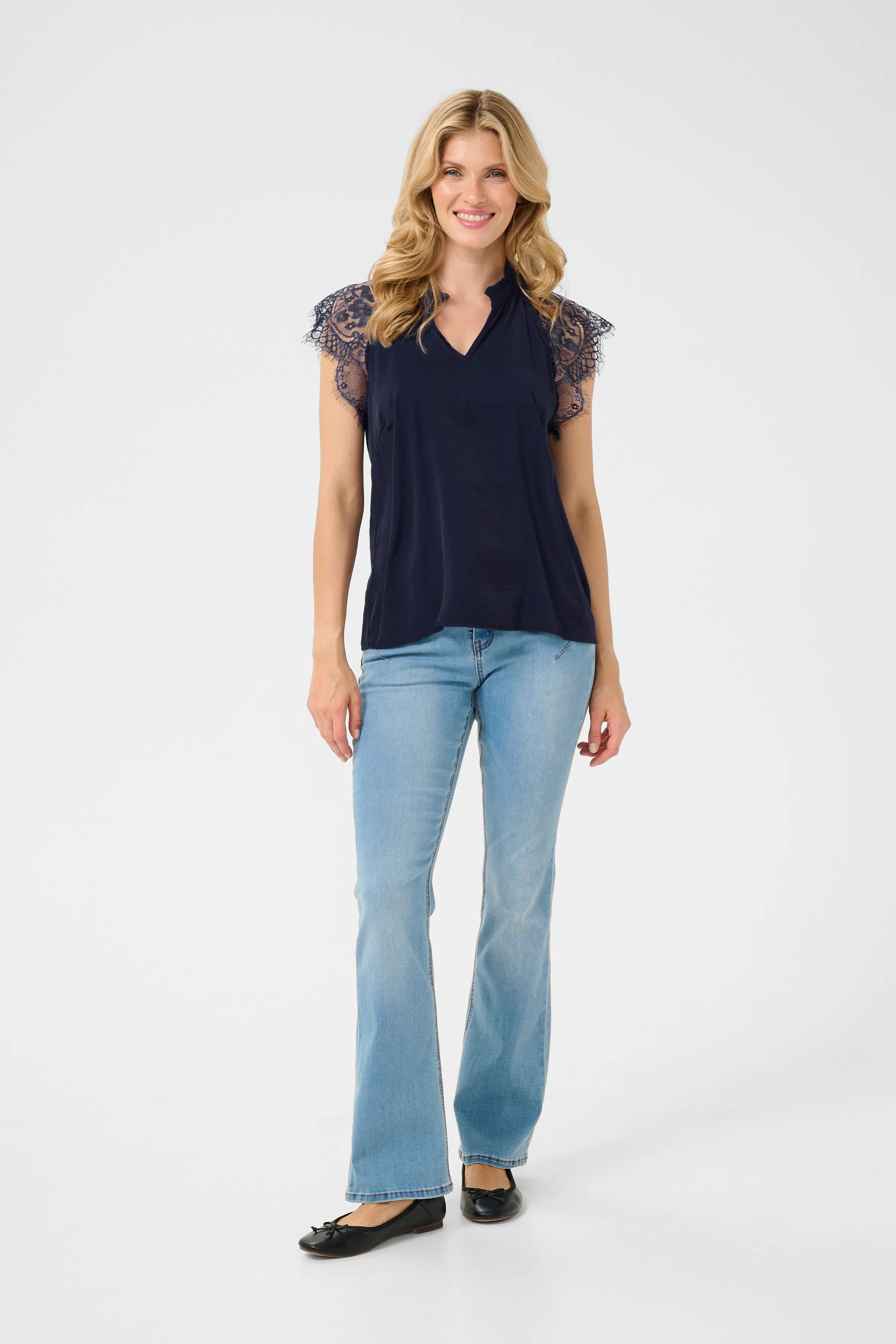 CRNola Bluse LOOKBOOK FRONT 10611693-193937