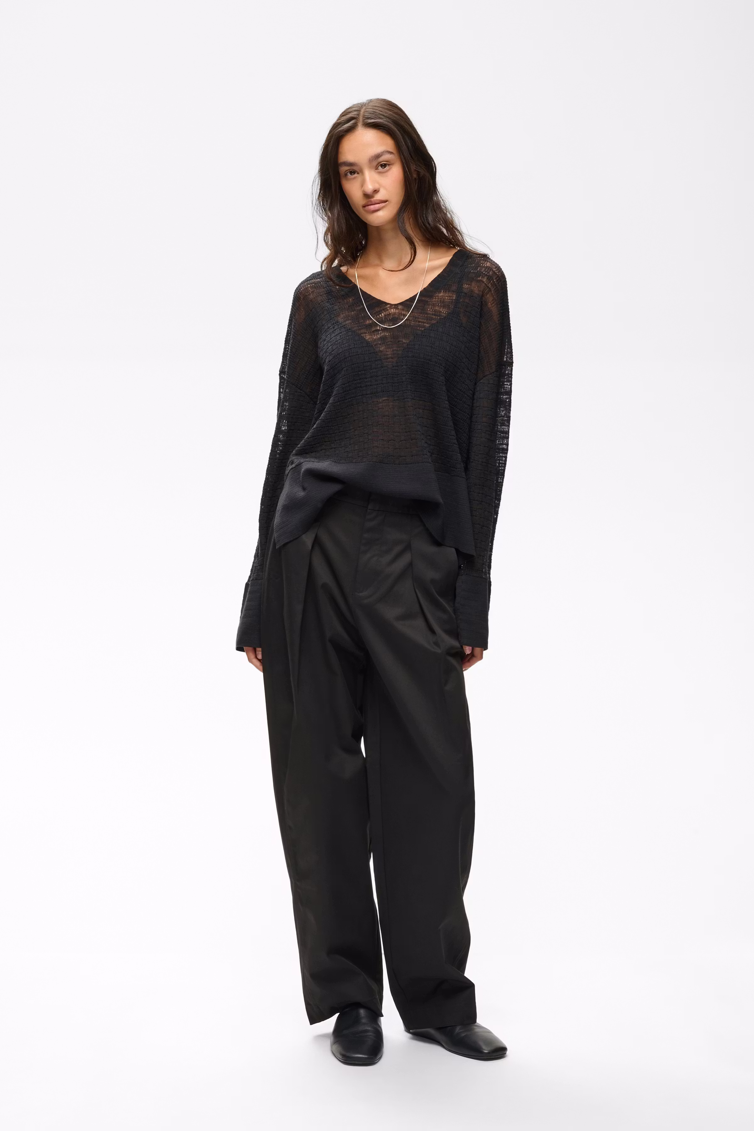 TinikkaIW Barrel Trousers LOOKBOOK FRONT 30111163-194008