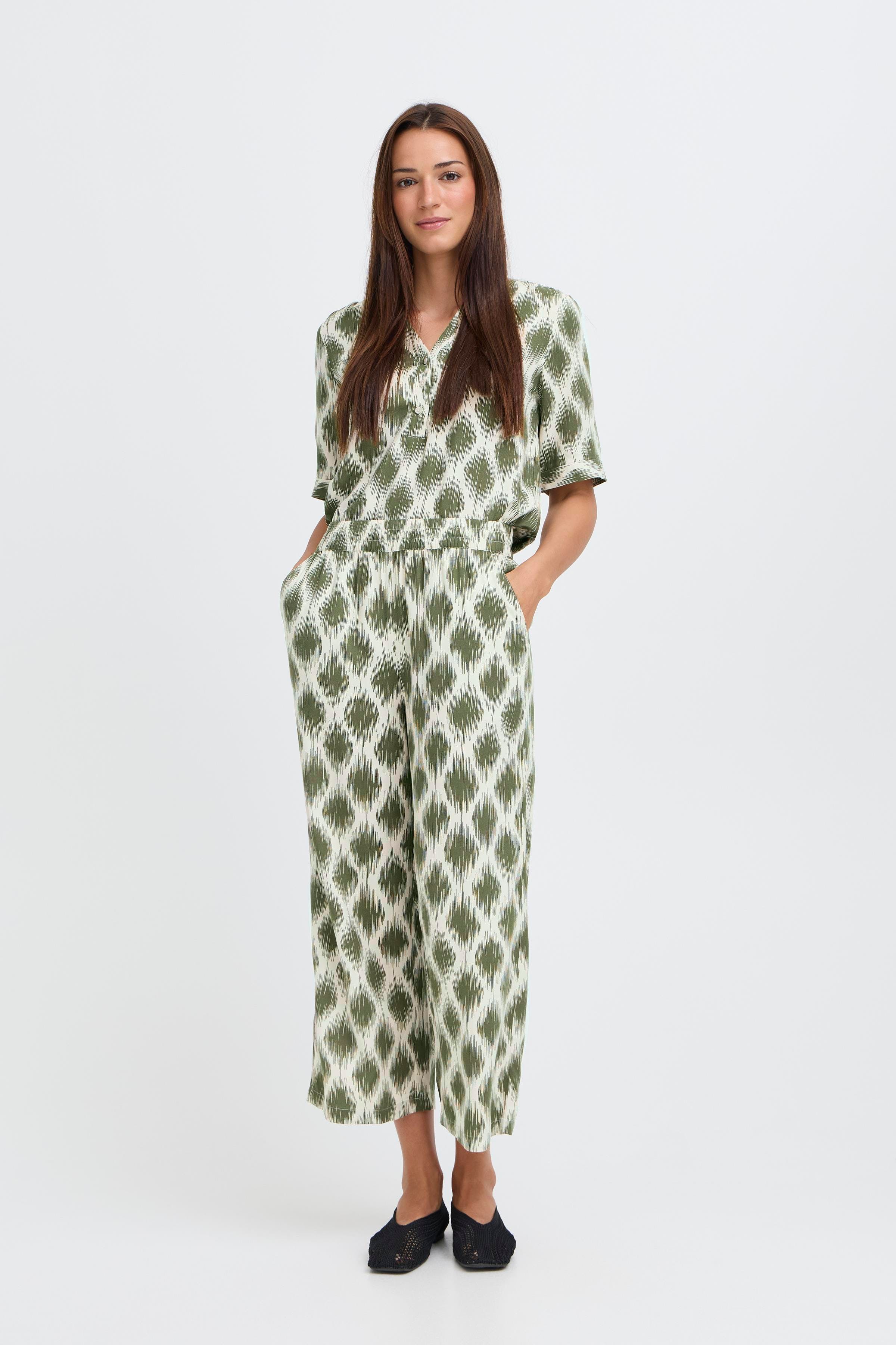 BYMMJOELLA Byxor LOOKBOOK FRONT 20811296-900006746