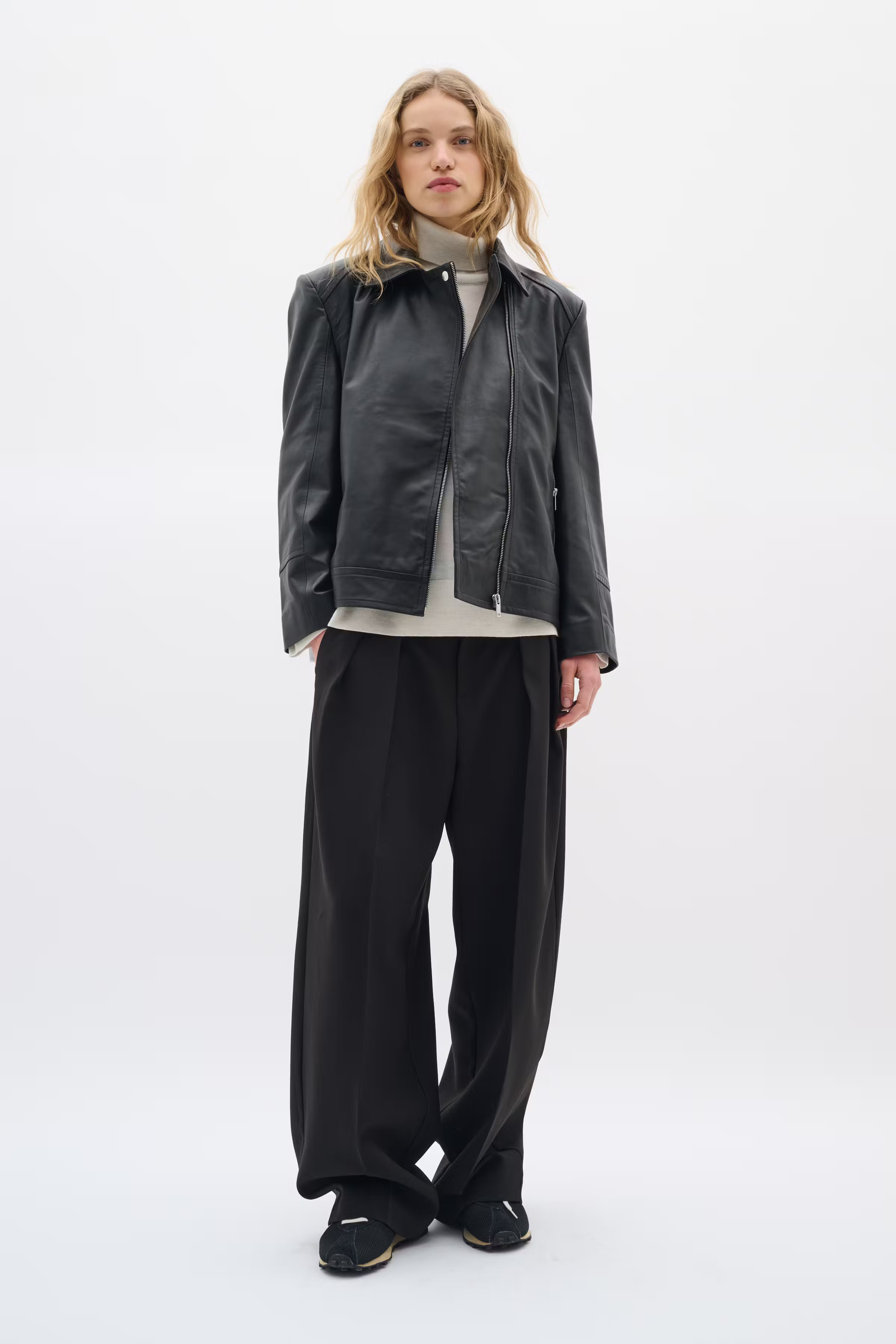 BrodiaIW Bovenkleding LOOKBOOK FRONT 30110996-194008