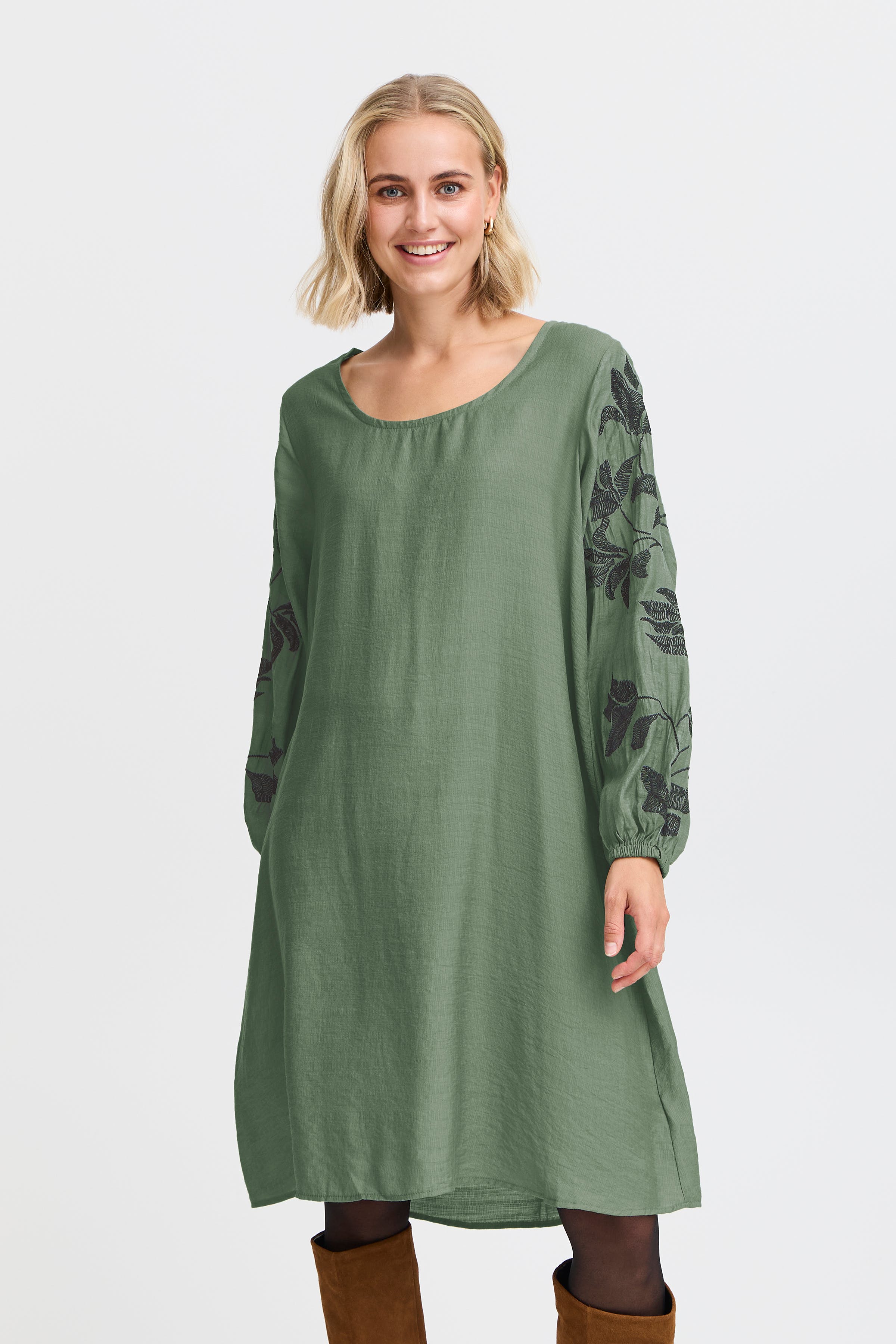 FRHARBO Klänning LOOKBOOK FRONT 20614640-203784