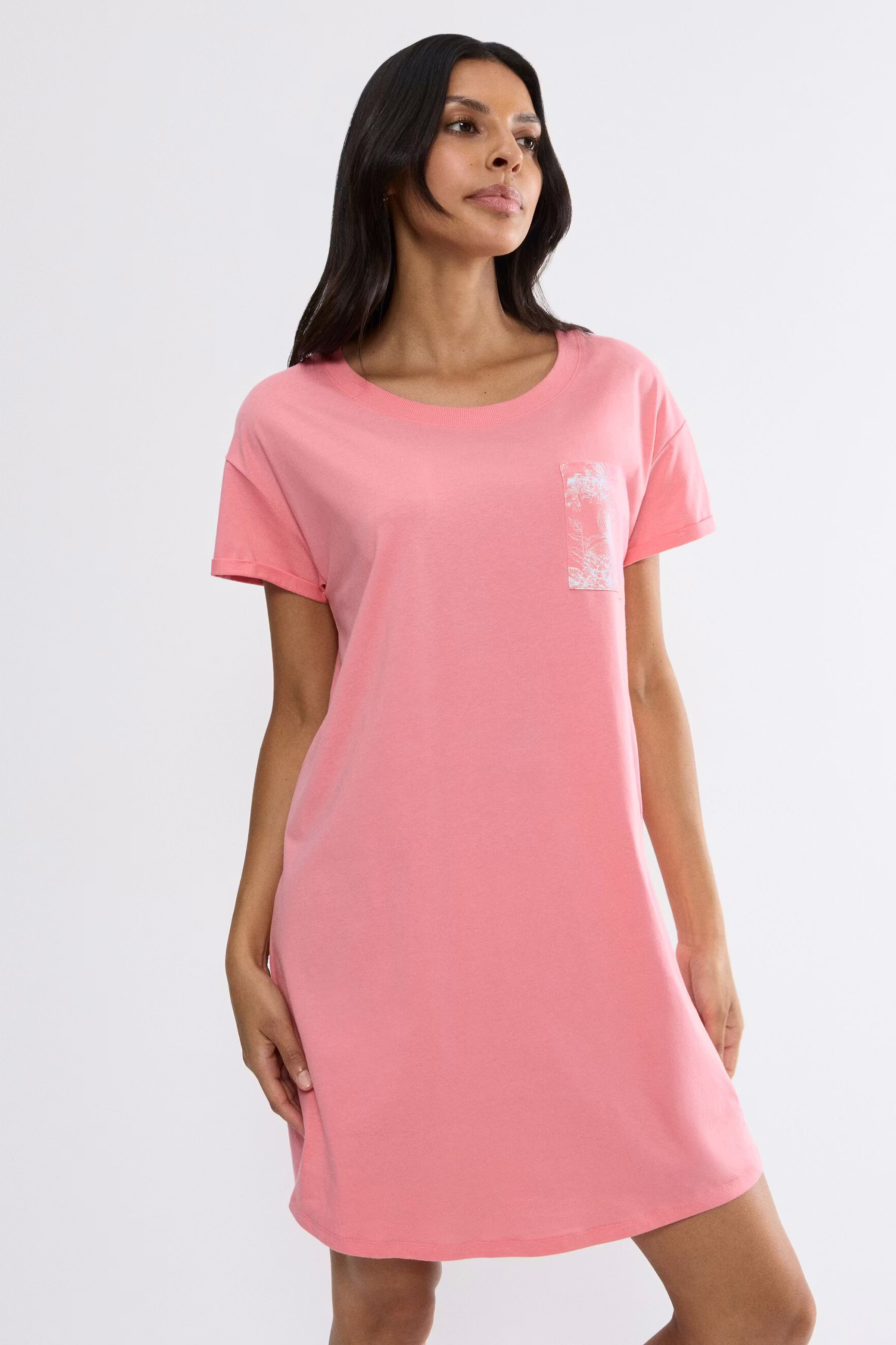 Triumph Nachthemd LOOKBOOK FRONT 40500307-T00BE