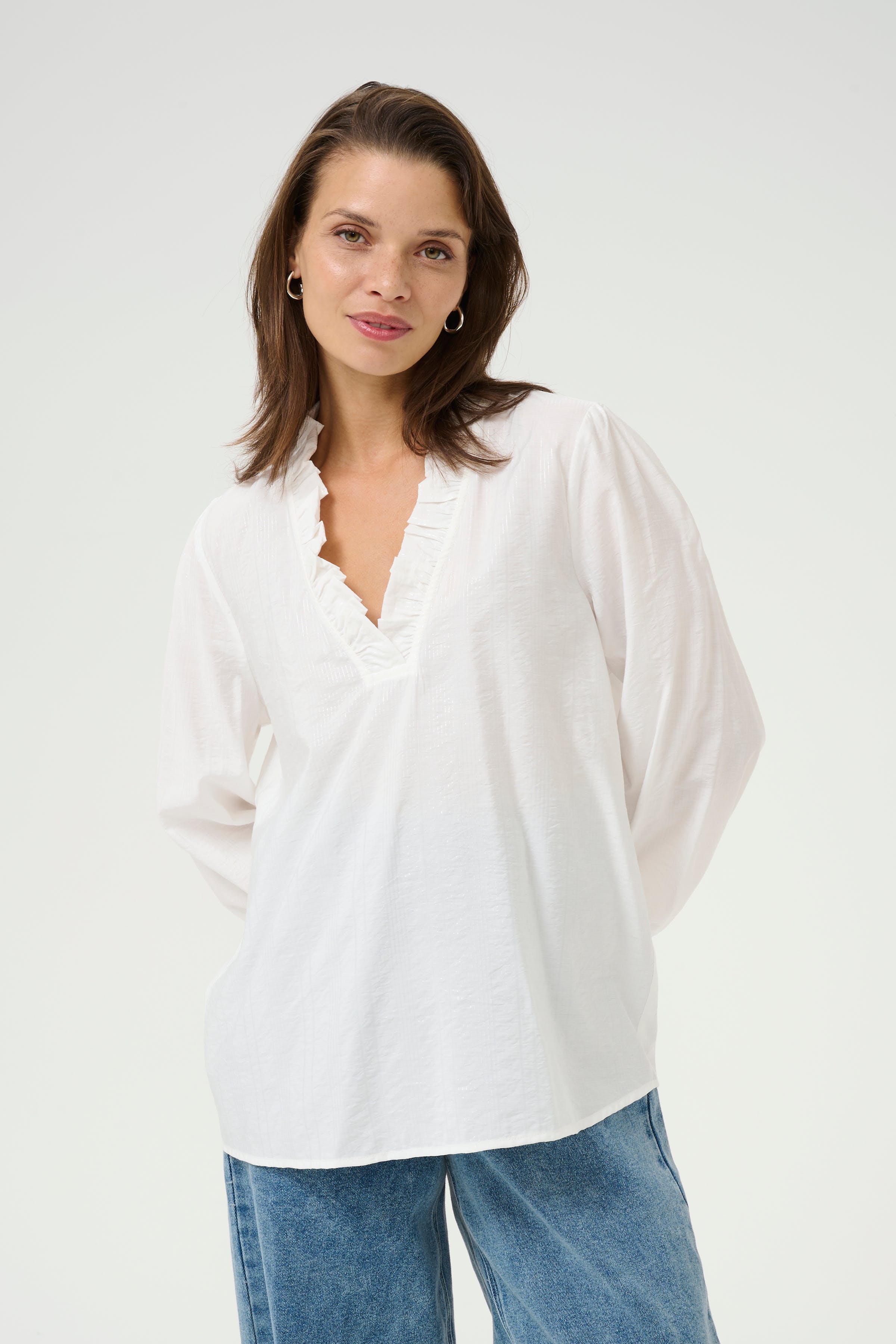 KAsanni Bluse LOOKBOOK FRONT 10509590-110602