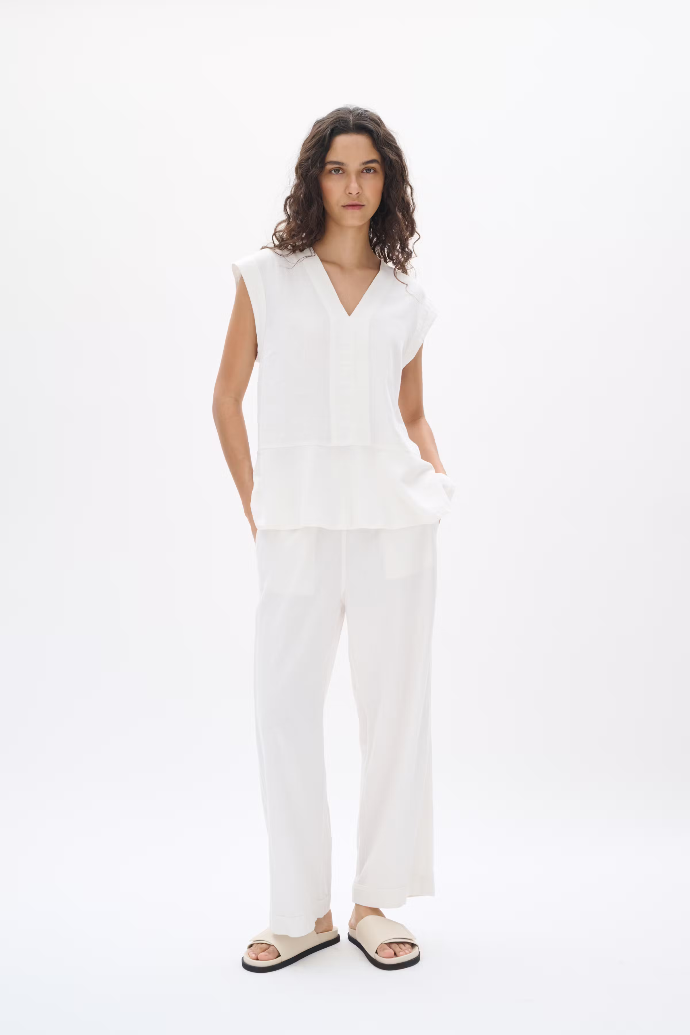 RimoneIW Hør Top LOOKBOOK FRONT 30110361-300001