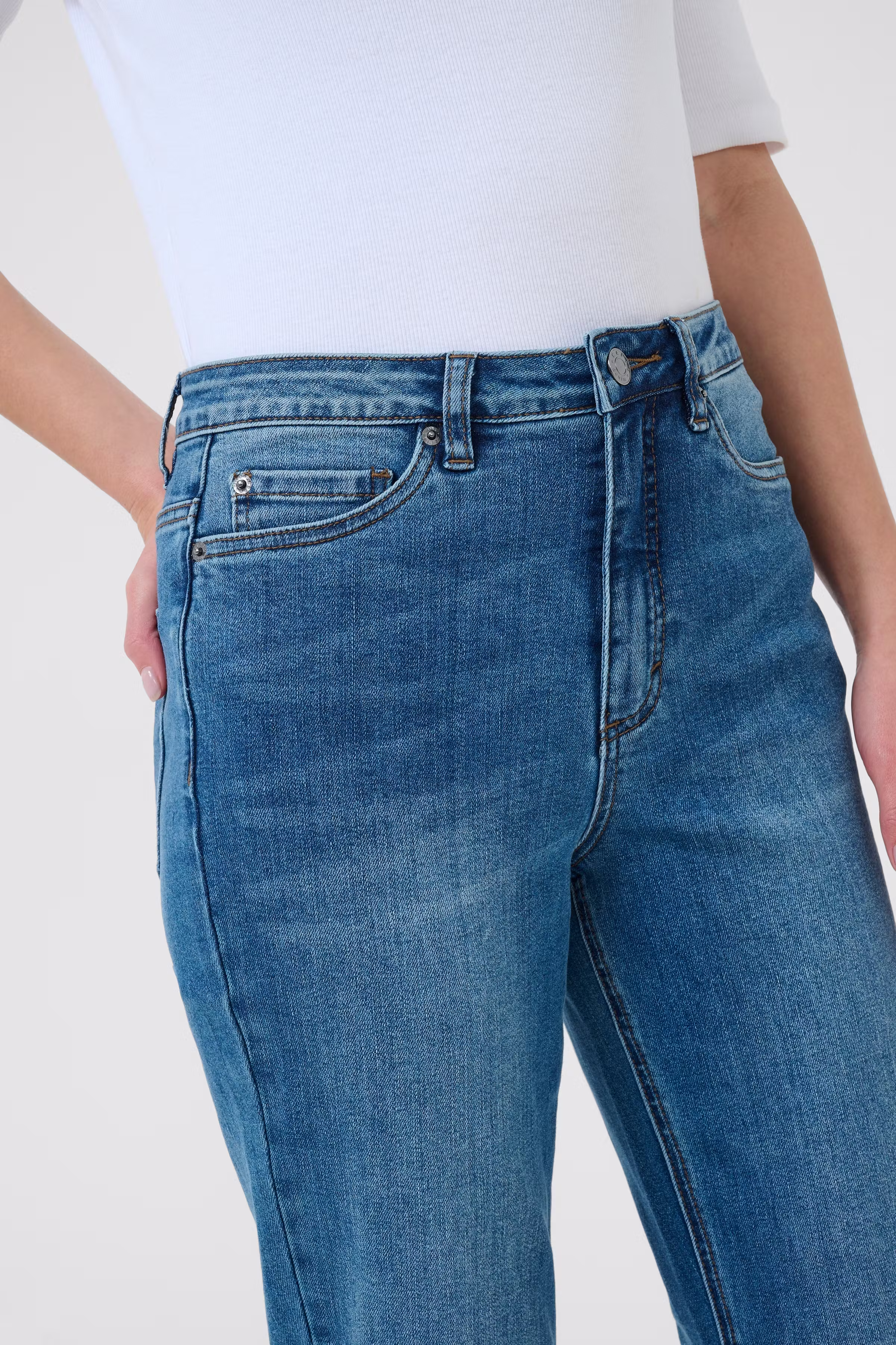 KAforest Jeans LOOKBOOK DETAIL 10510720-102272