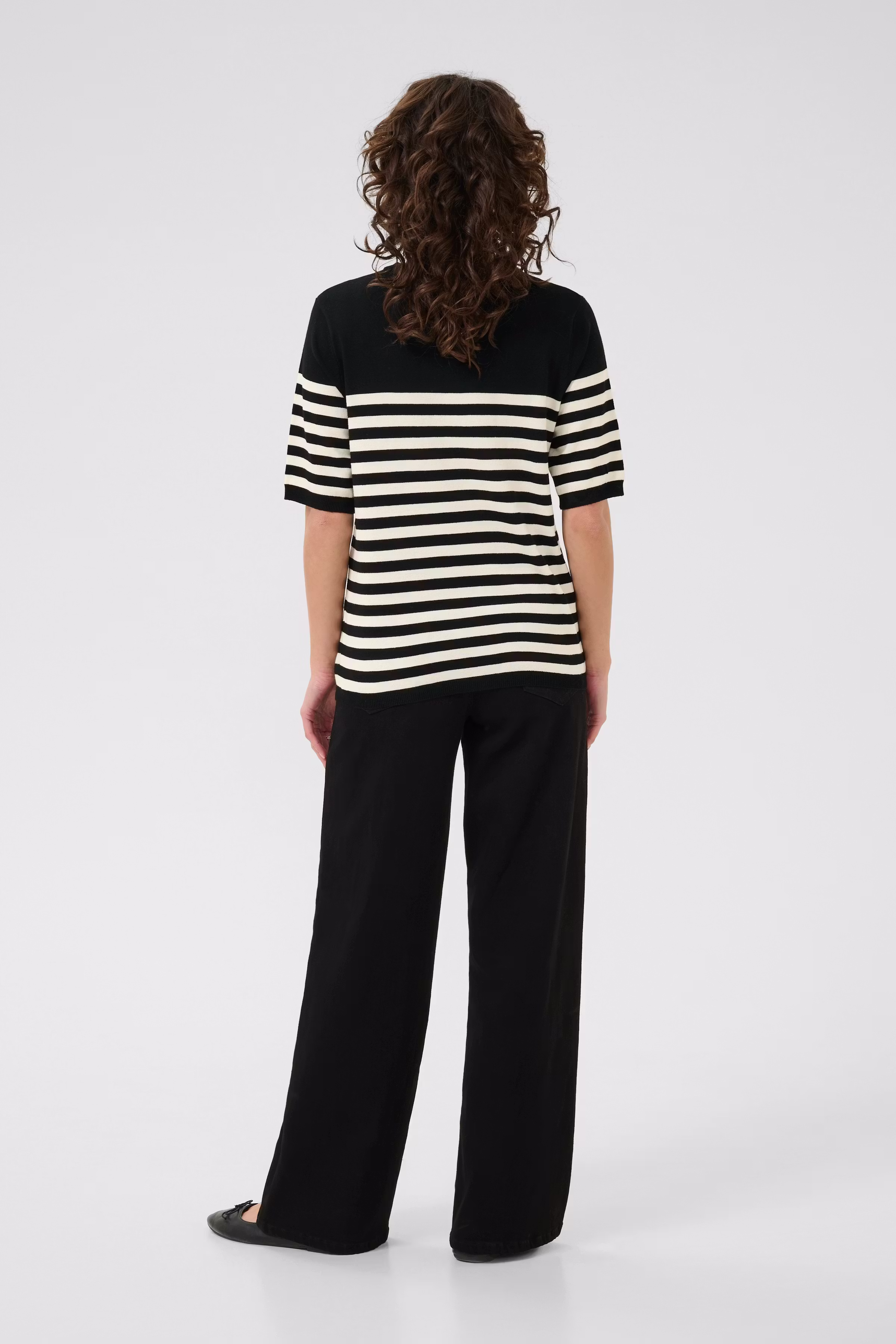 KAlizza Pullover LOOKBOOK BACK 10508410-108417