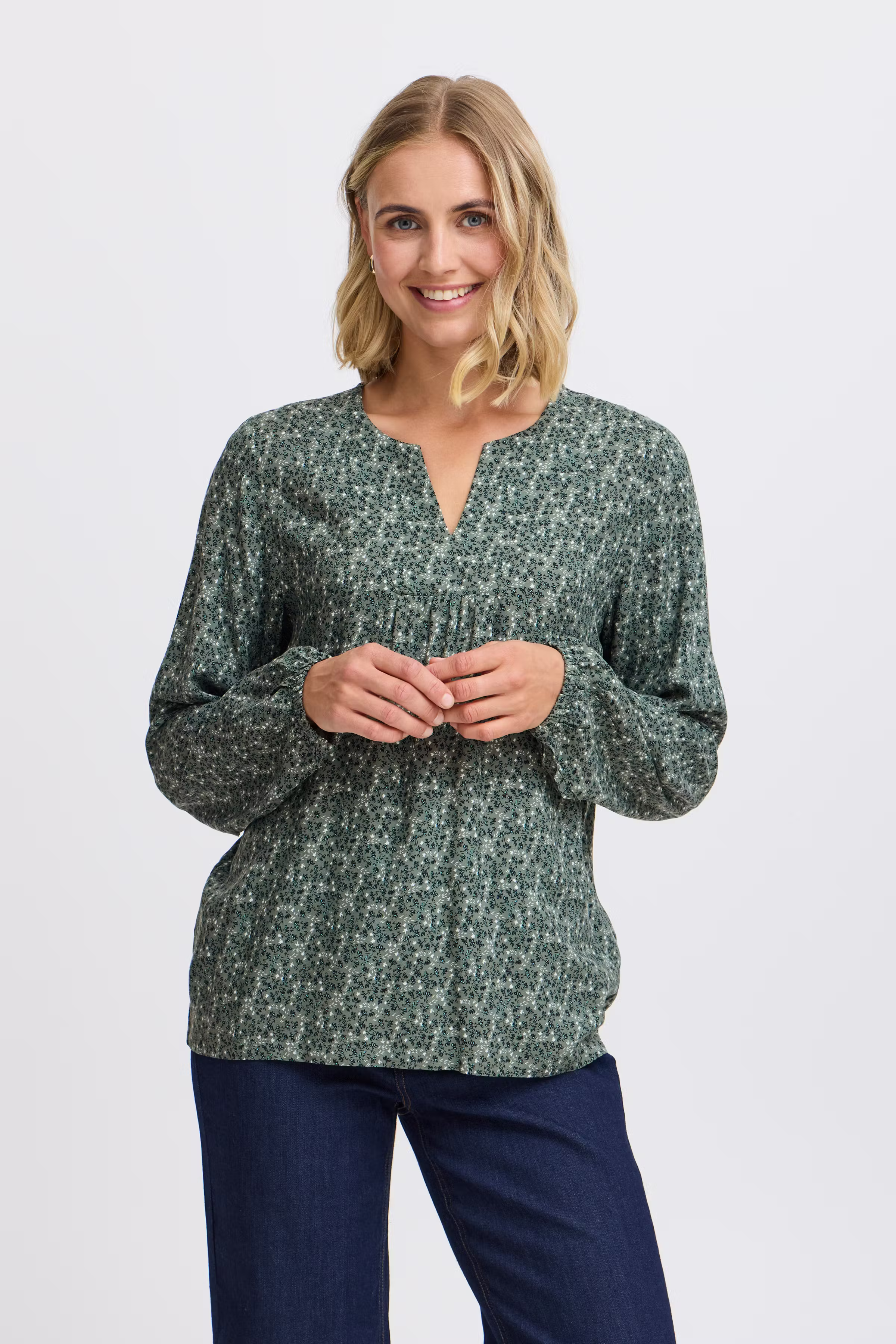 FRKIKI Bluse LOOKBOOK FRONT 20615400-203731