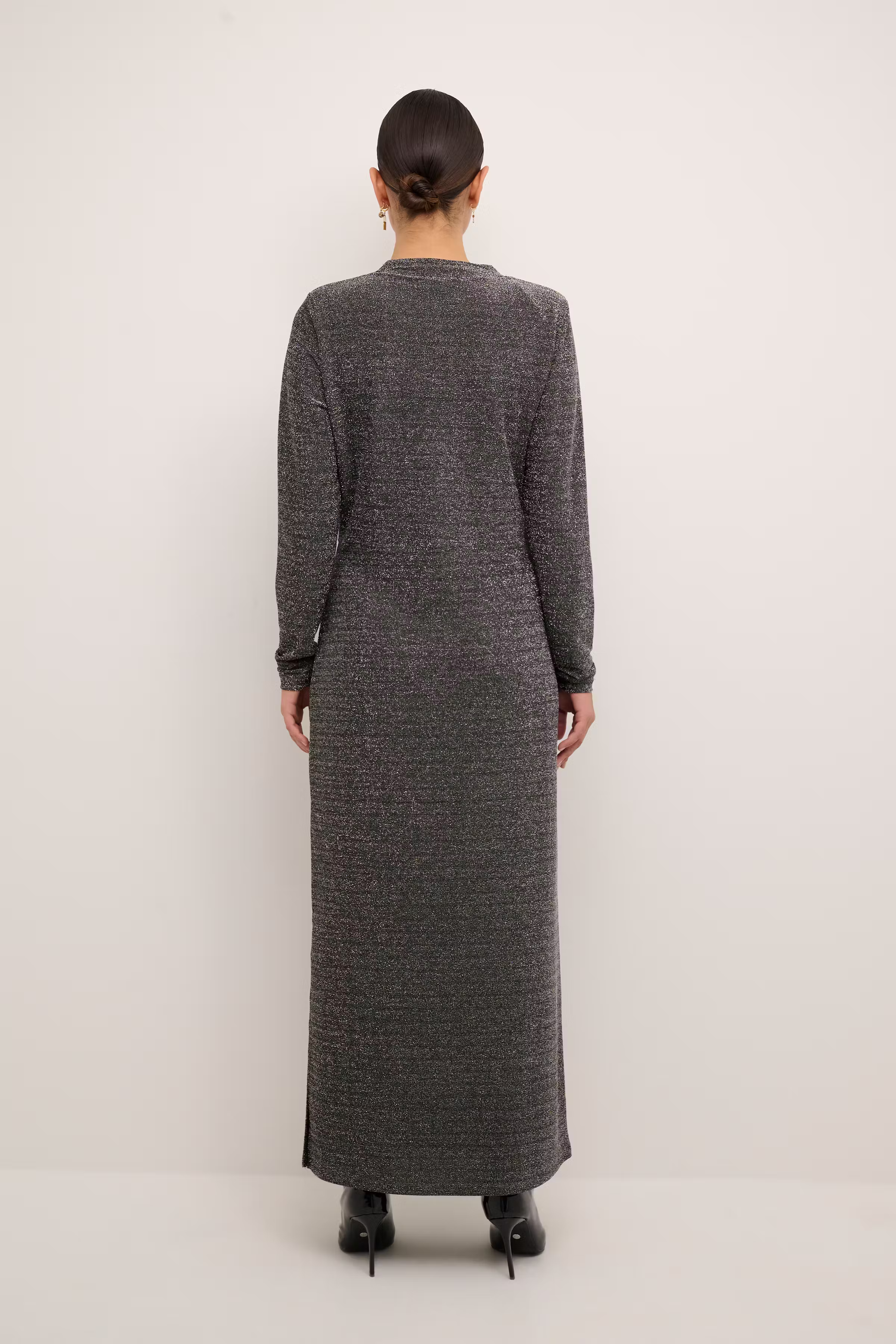 KarlaKB Kleid LOOKBOOK BACK 10104532-194008