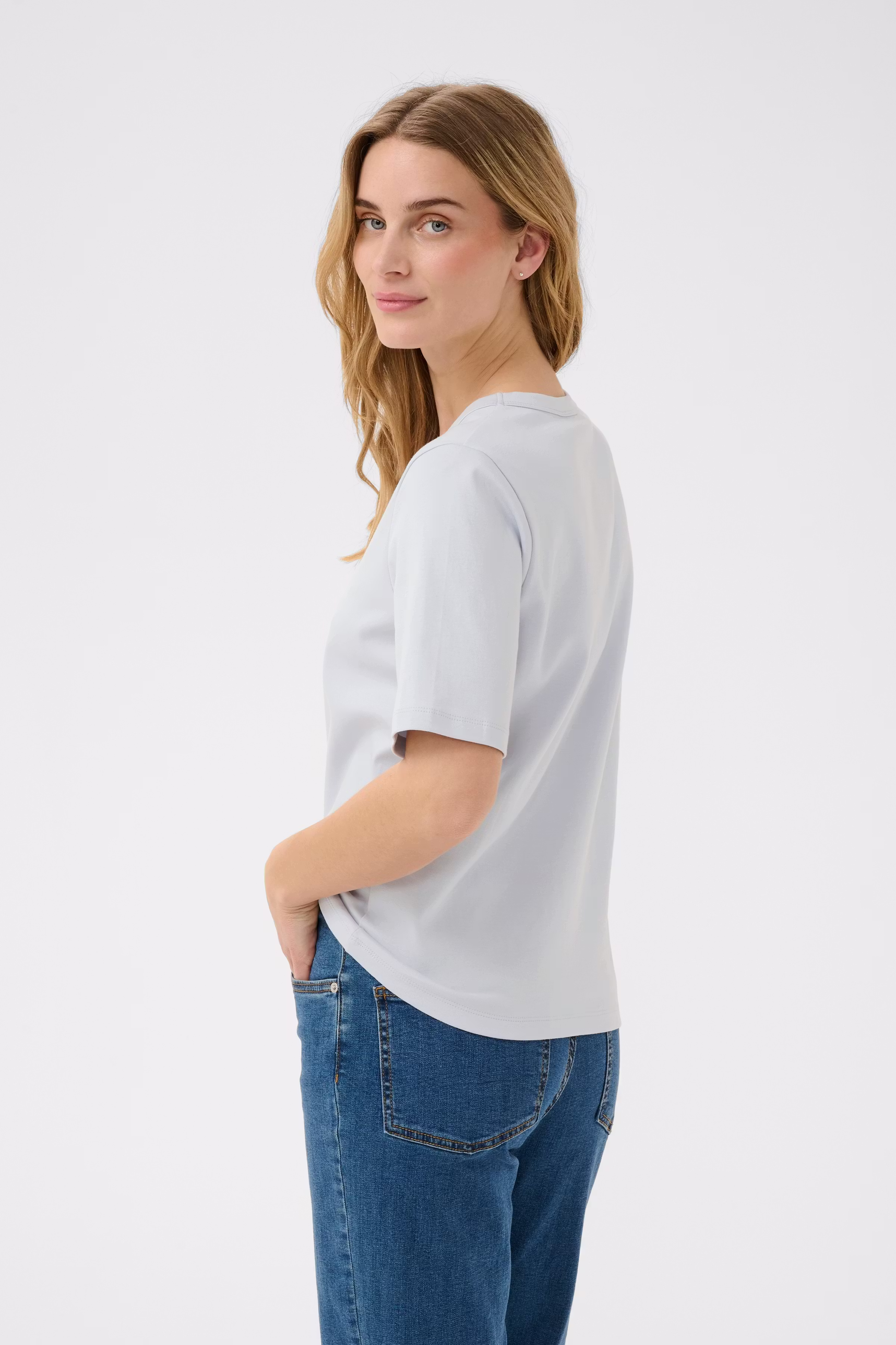 RatanaPW T-shirt LOOKBOOK BACK 30309870-144106