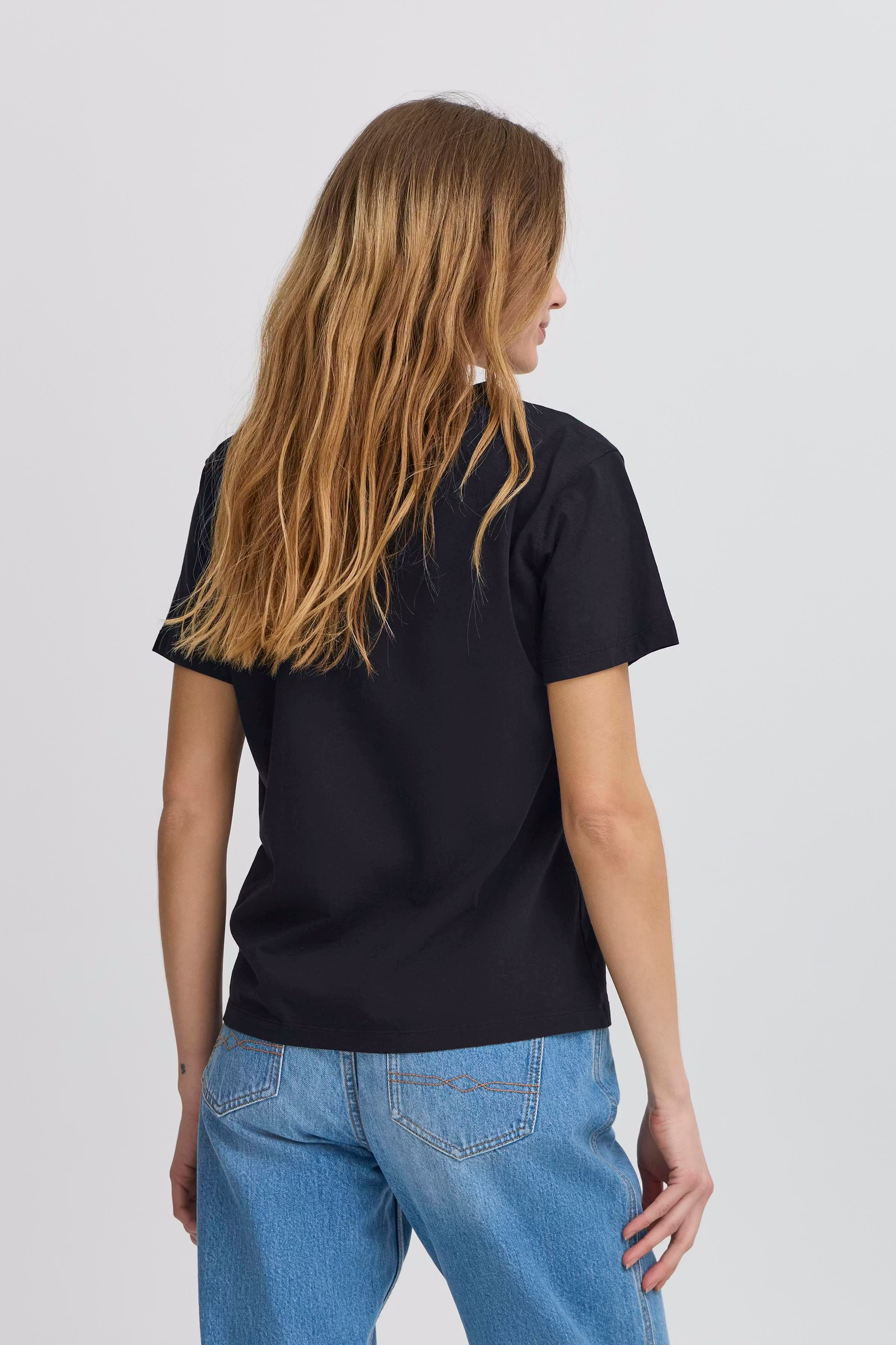 BASAVONA T-shirt LOOKBOOK BACK 50405152-204005