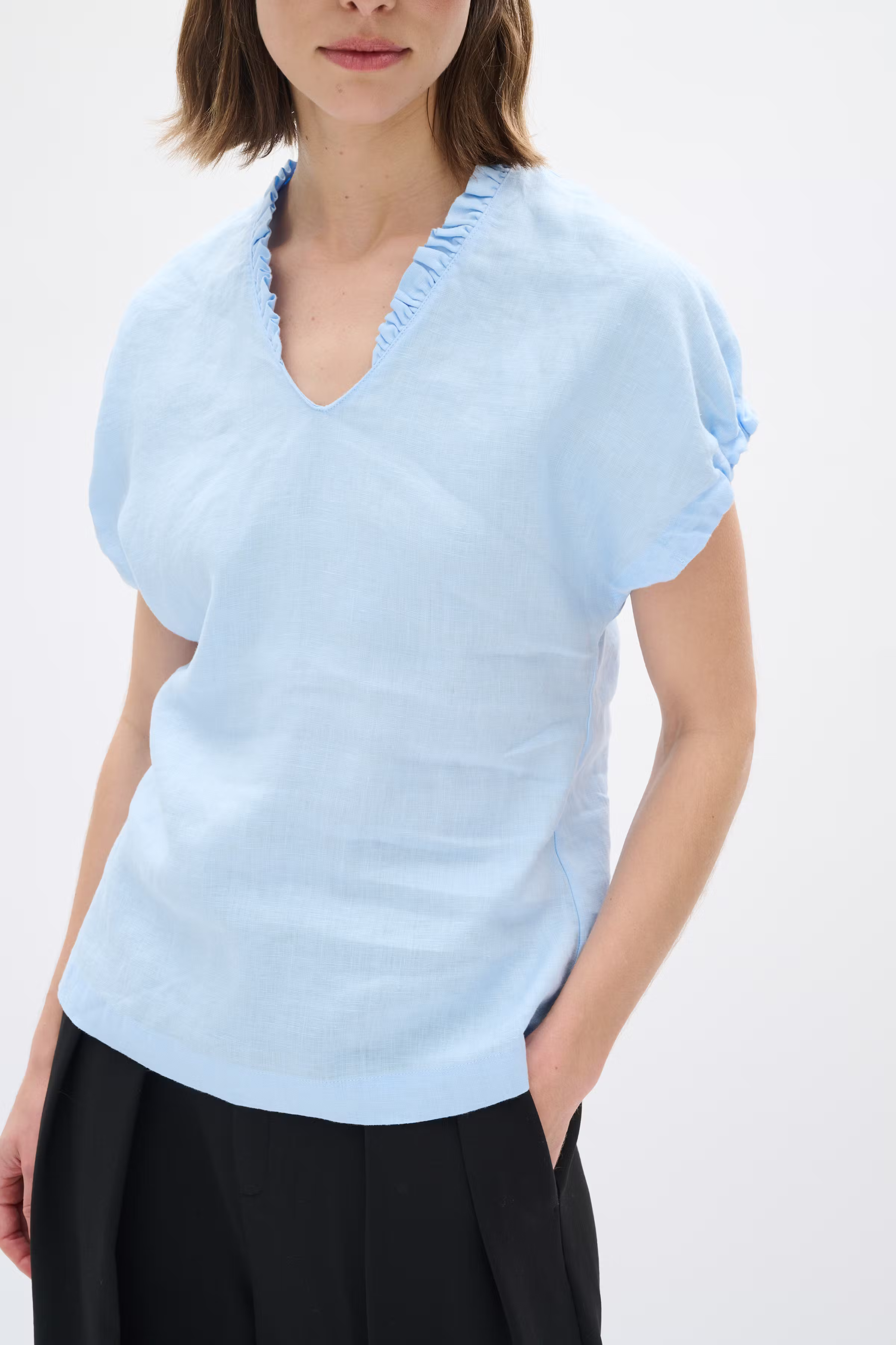 RigittaIW Linen Top LOOKBOOK DETAIL 30110342-154031