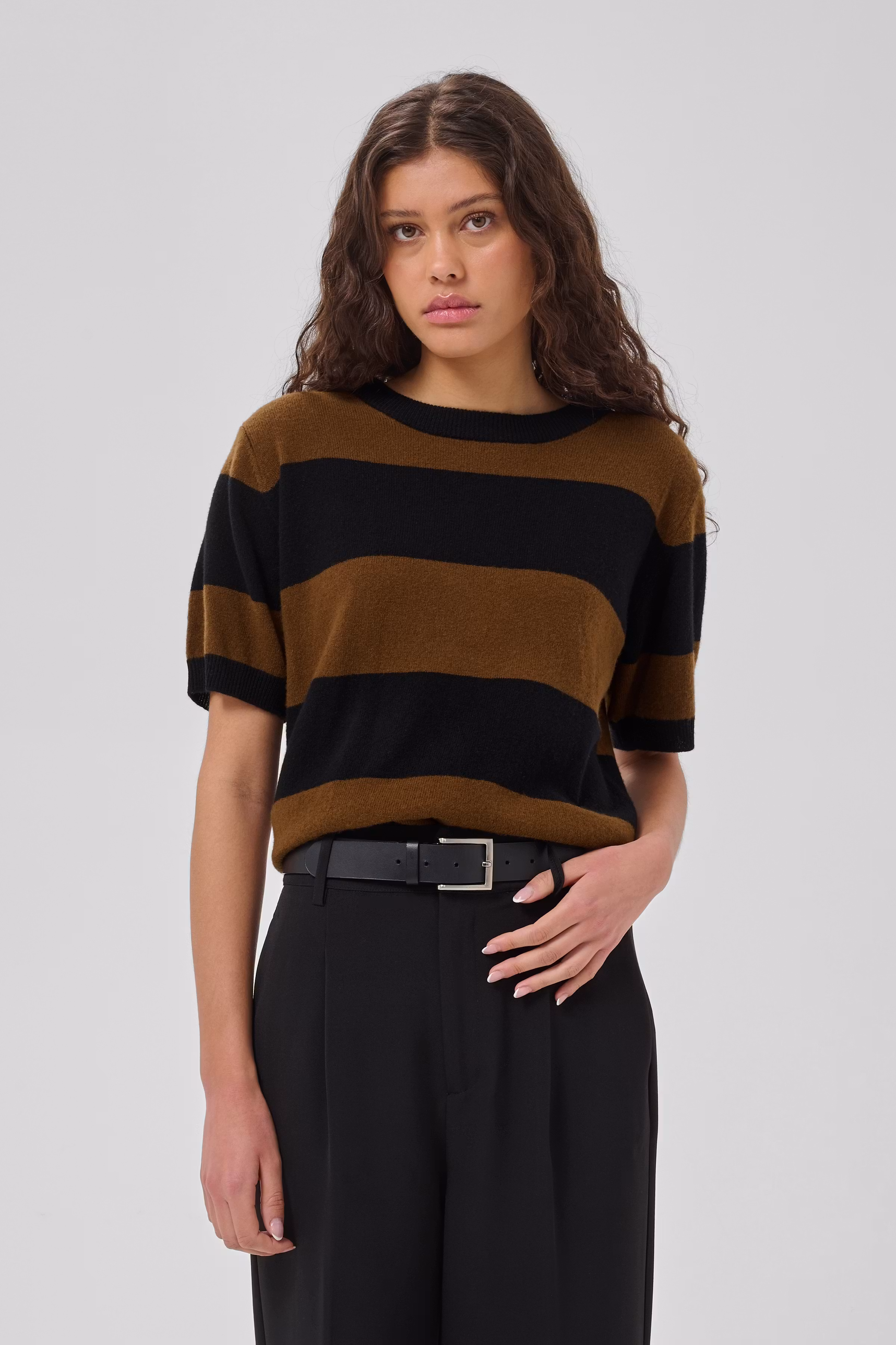 MWJola Pullover LOOKBOOK FRONT 10705421-110044