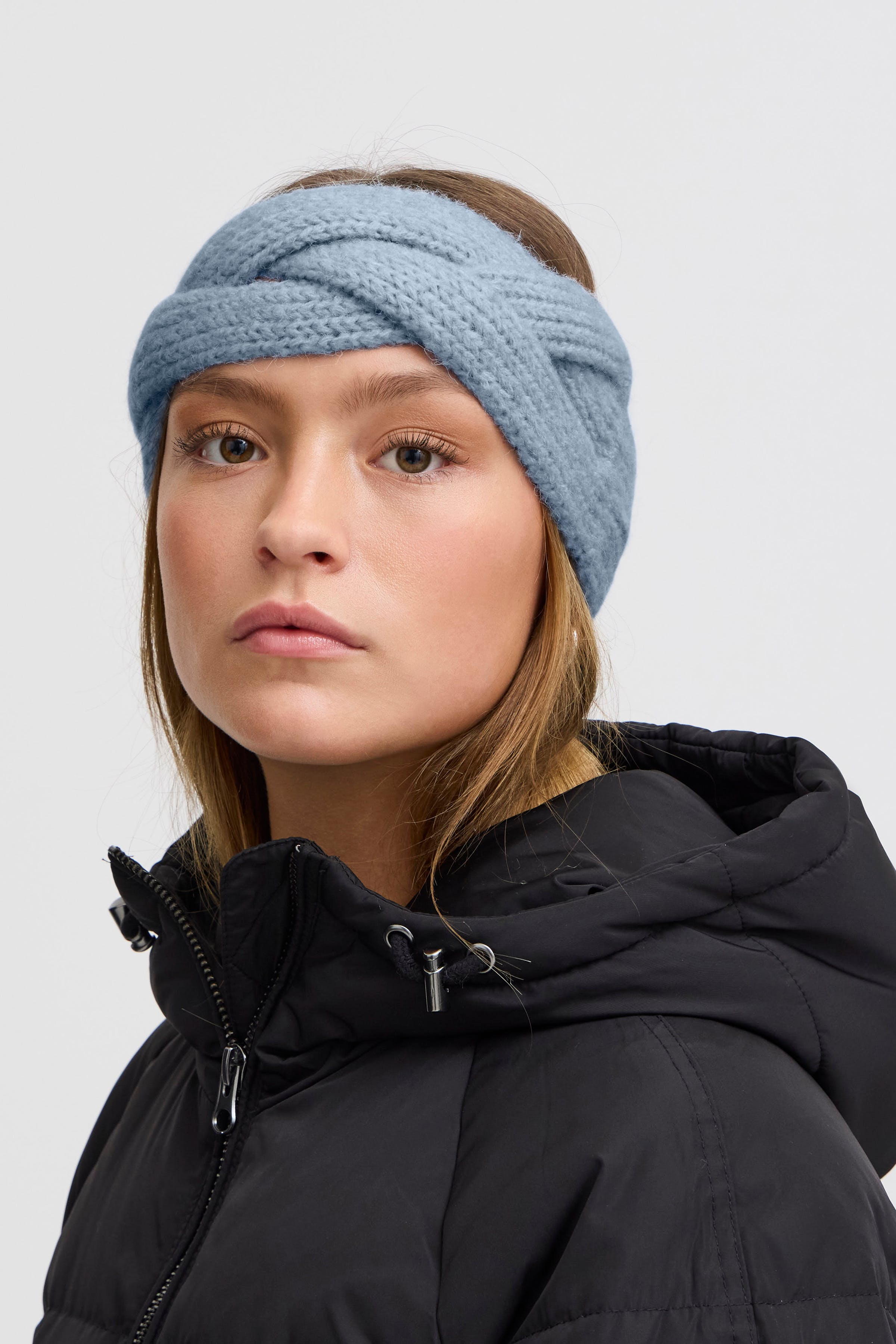 IAFOLTHEA Hårtilbehør LOOKBOOK DETAIL 20121713-144115