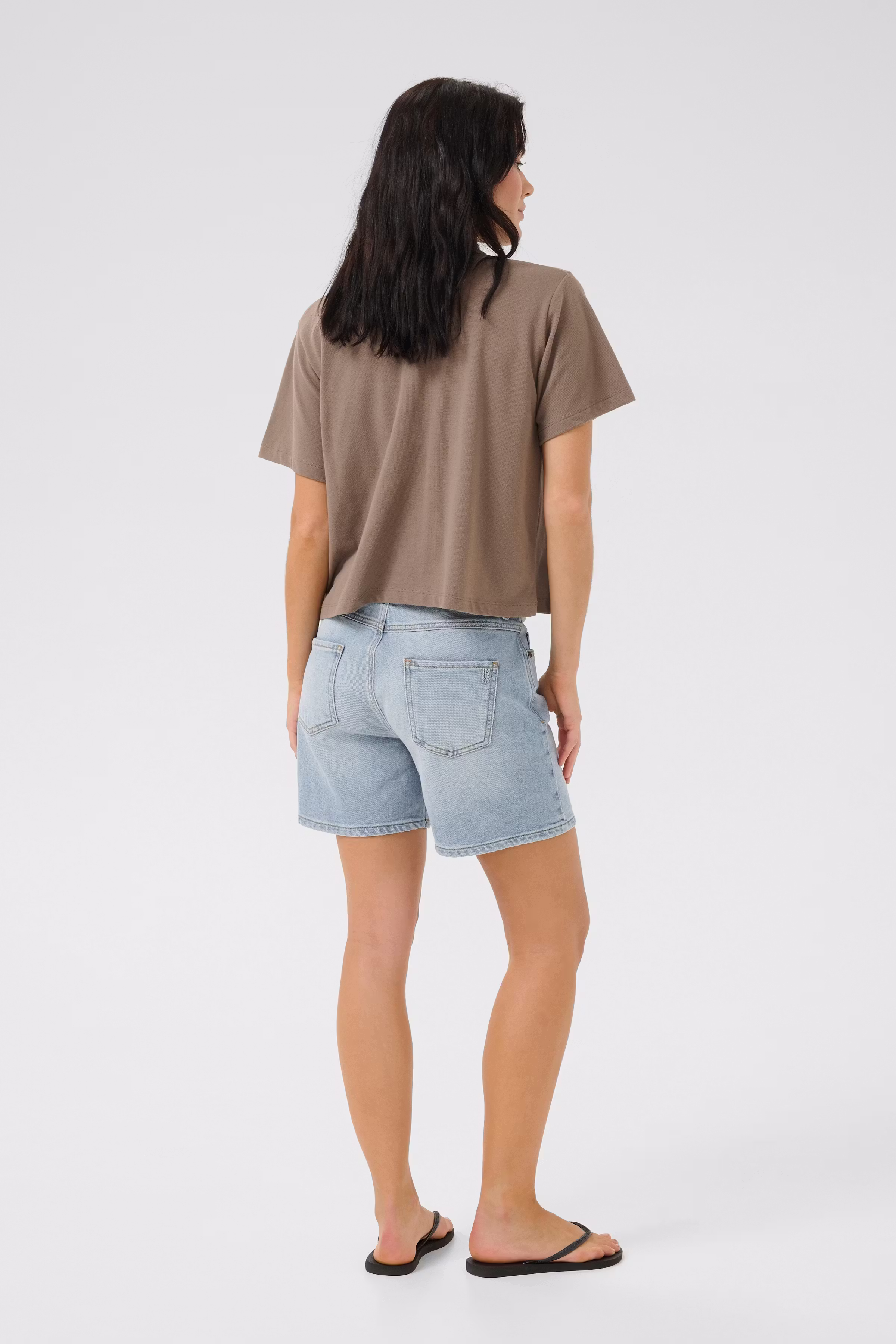 LucyMW Shorts LOOKBOOK BACK 10704295-100045