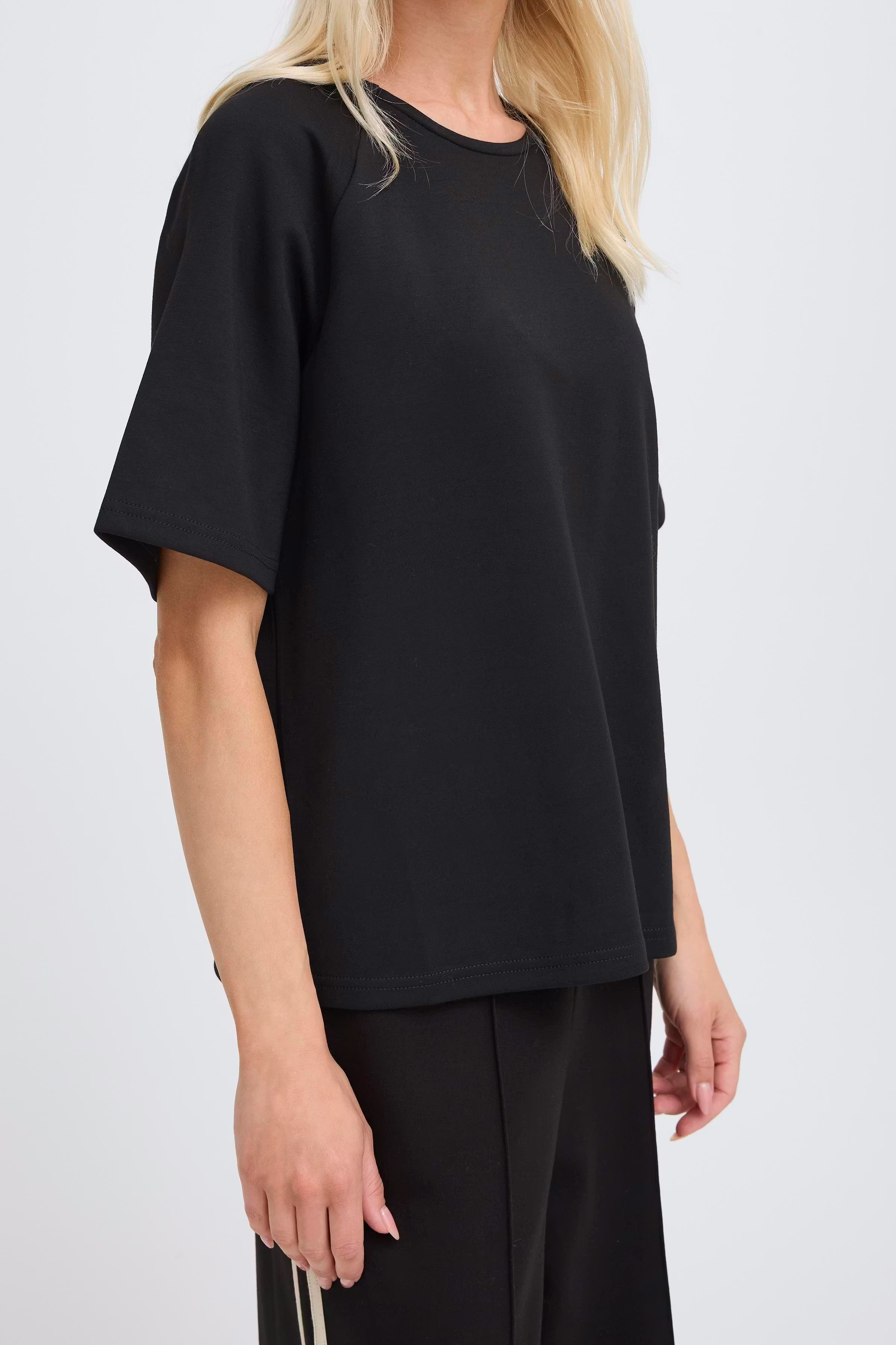 BYPUSTI T-shirt LOOKBOOK DETAIL 20817176-200451
