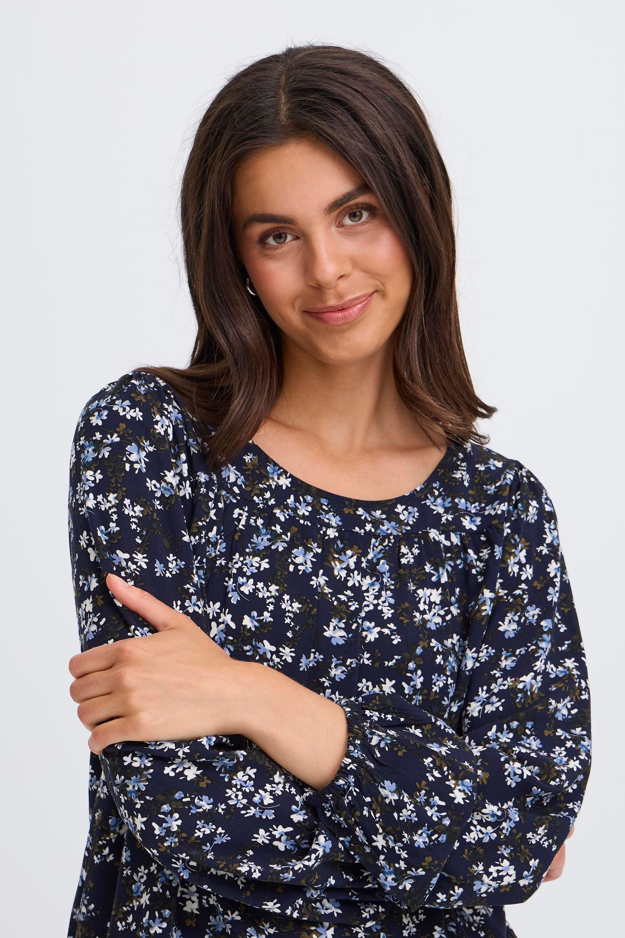 FRKIKI Bluse LOOKBOOK DETAIL 20617101-900001886