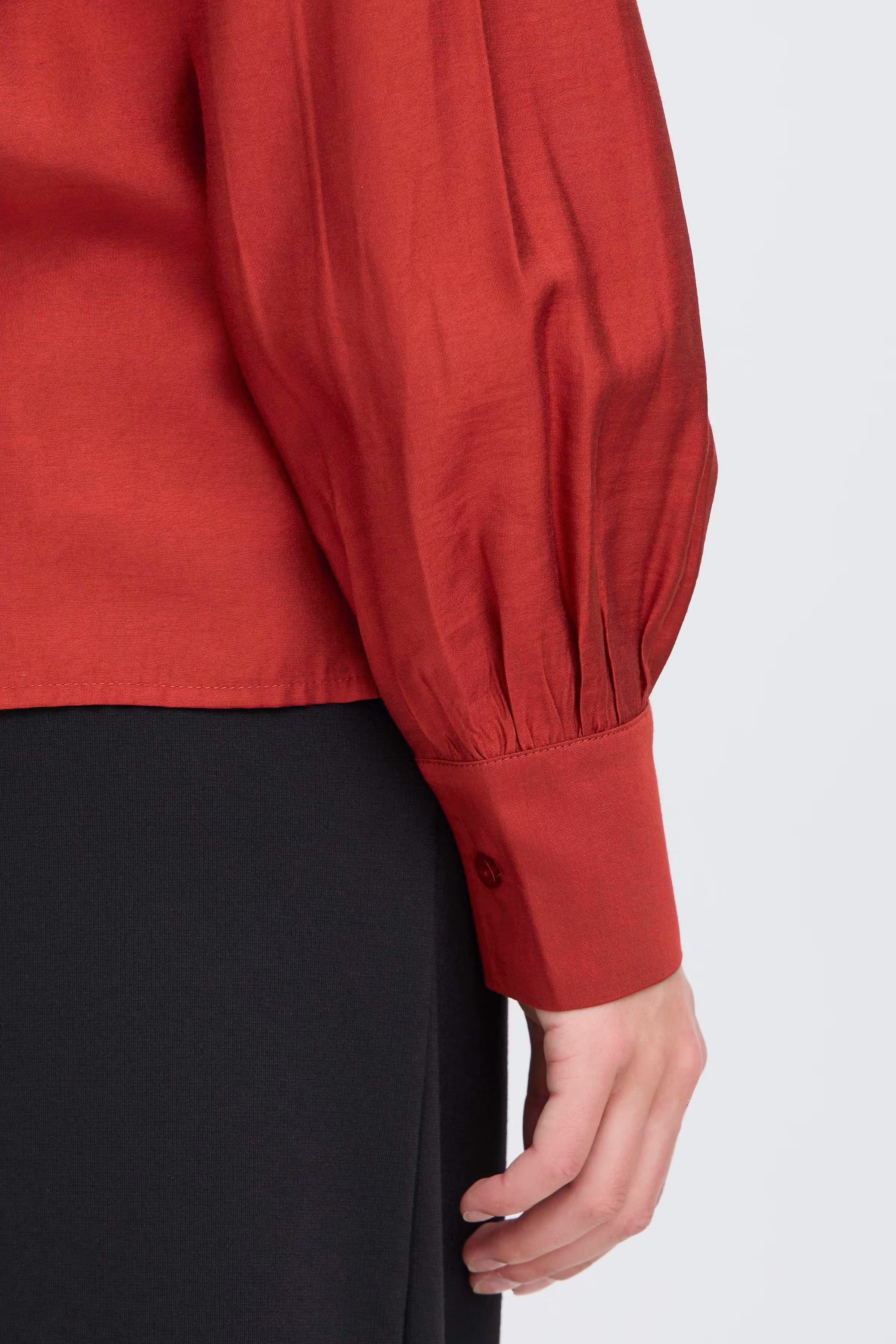 IHKARLANI Skjorte LOOKBOOK DETAIL 20121889-191555