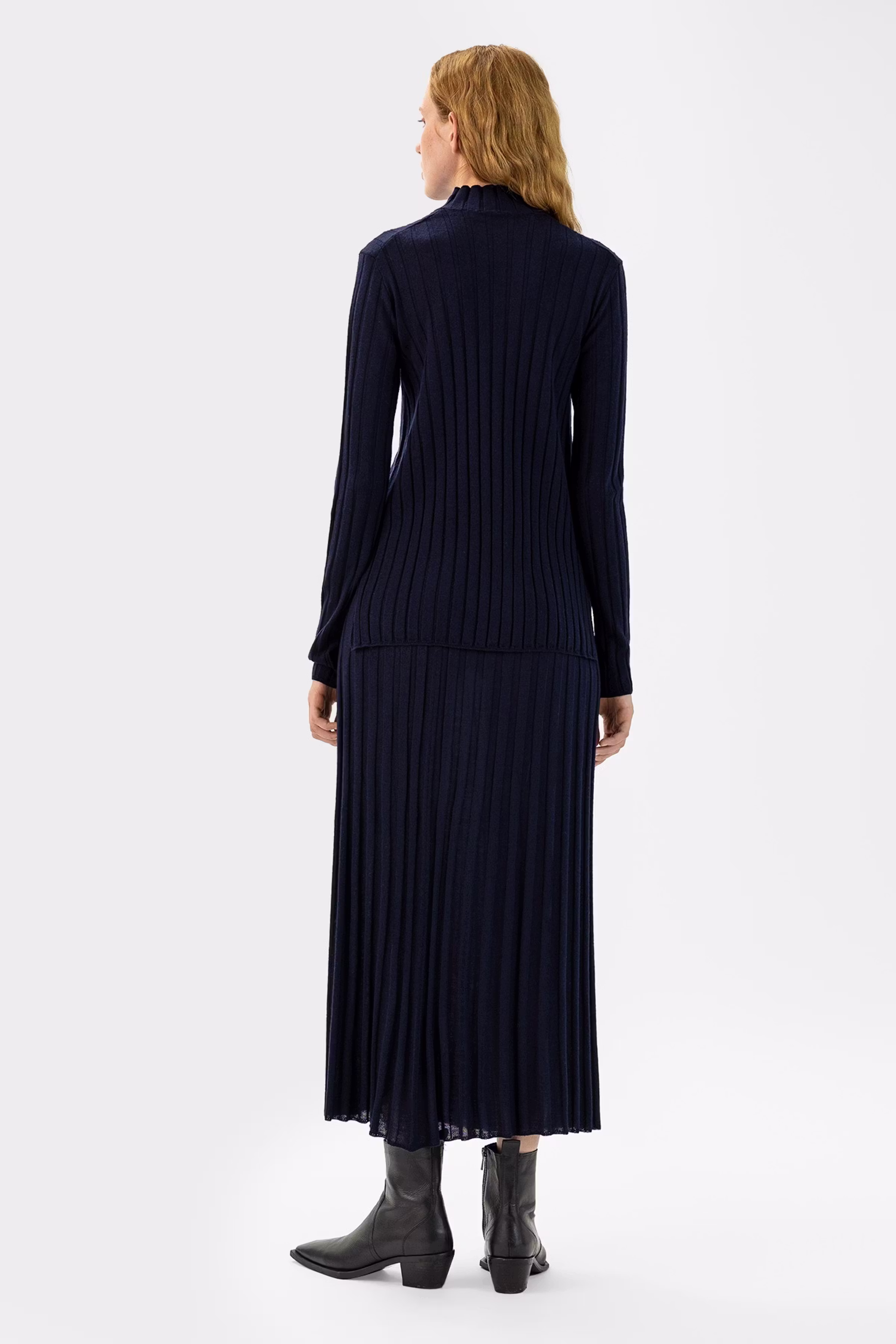 IOKACY Pullover LOOKBOOK BACK 30600302-BL899
