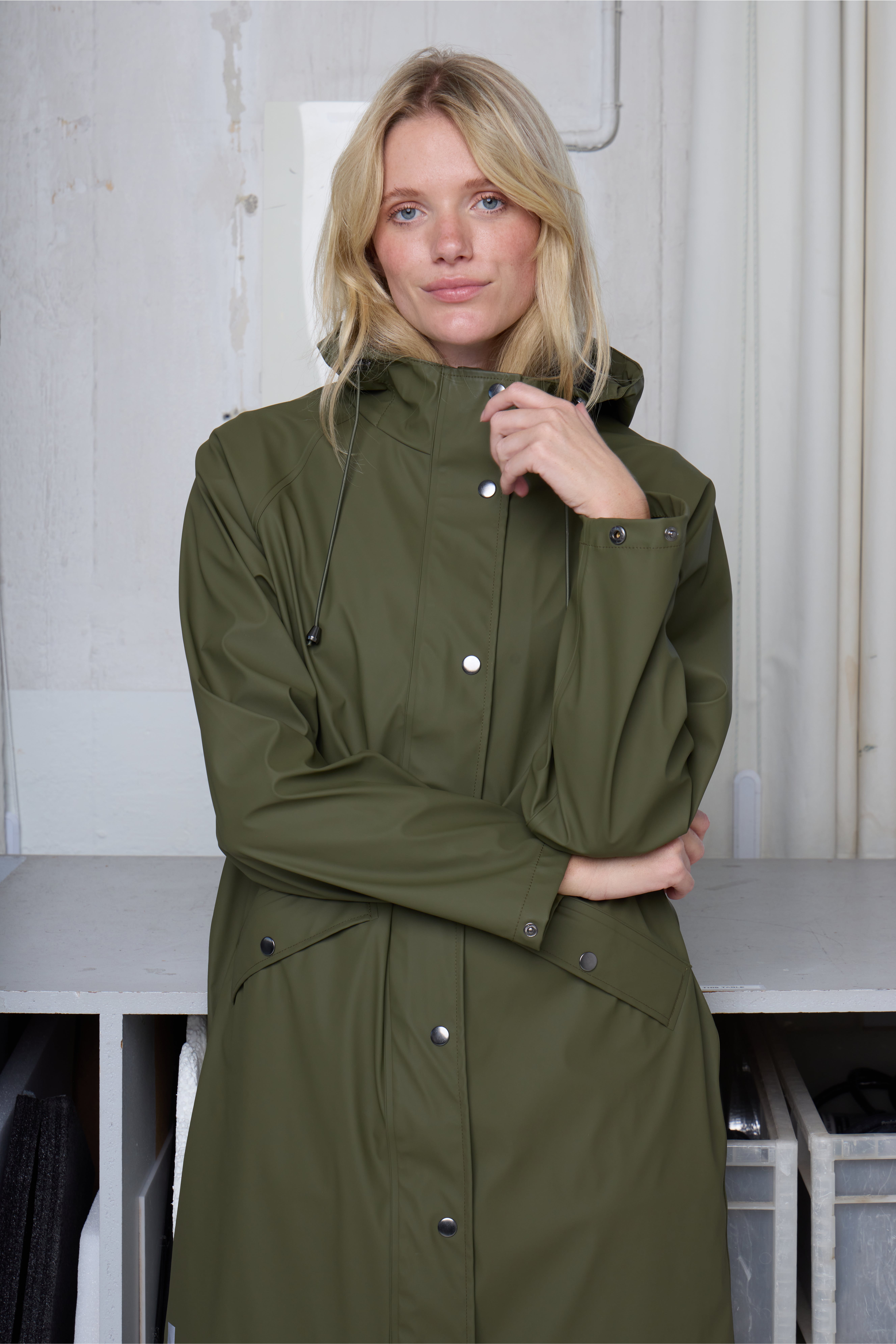 IHTAZI RAINCOAT LOCATION NONE 20102965-13024