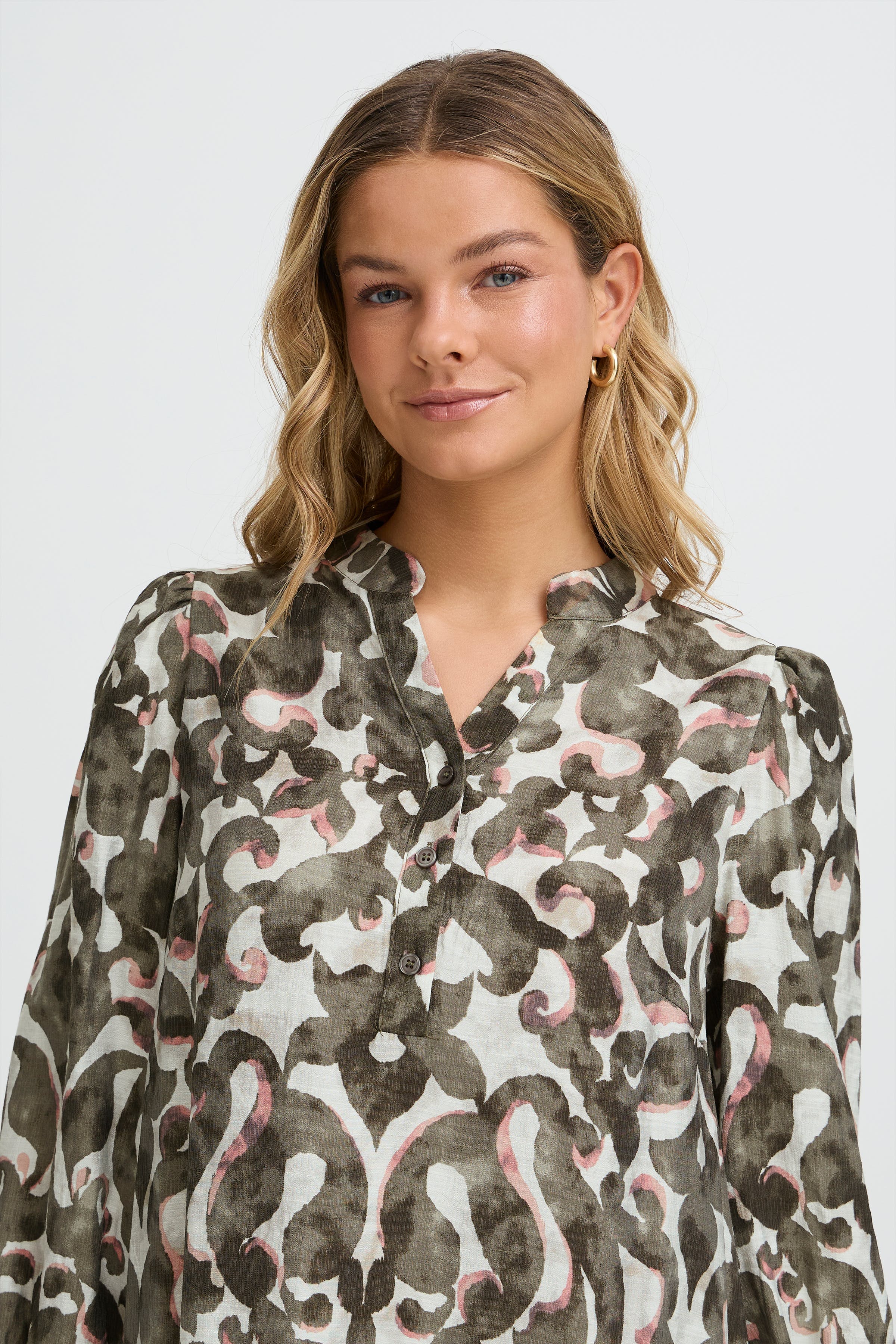 FRARIANA Kjole LOOKBOOK DETAIL 20616227-900004461