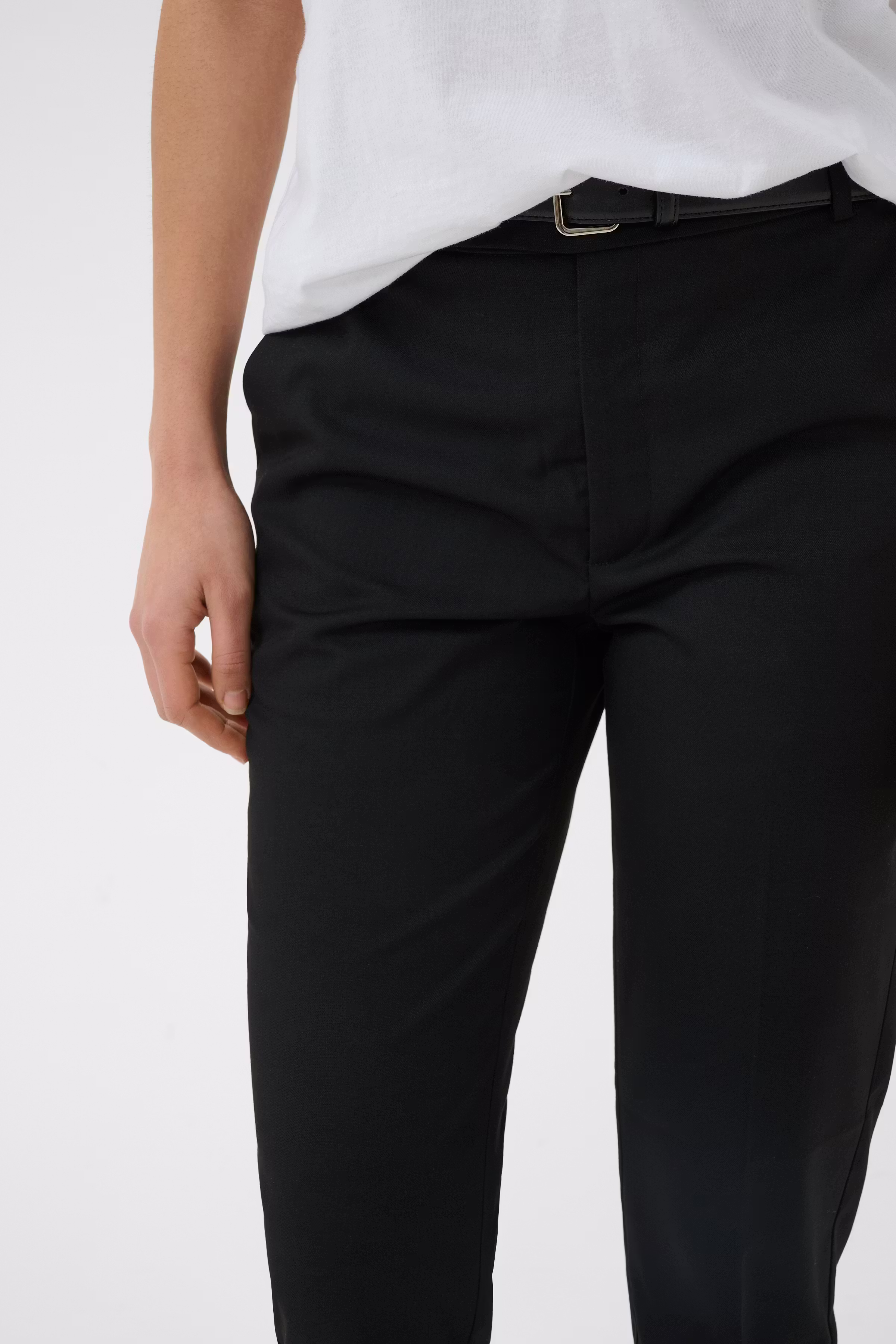 CADIEIW Broek LOOKBOOK DETAIL 30112601-194008