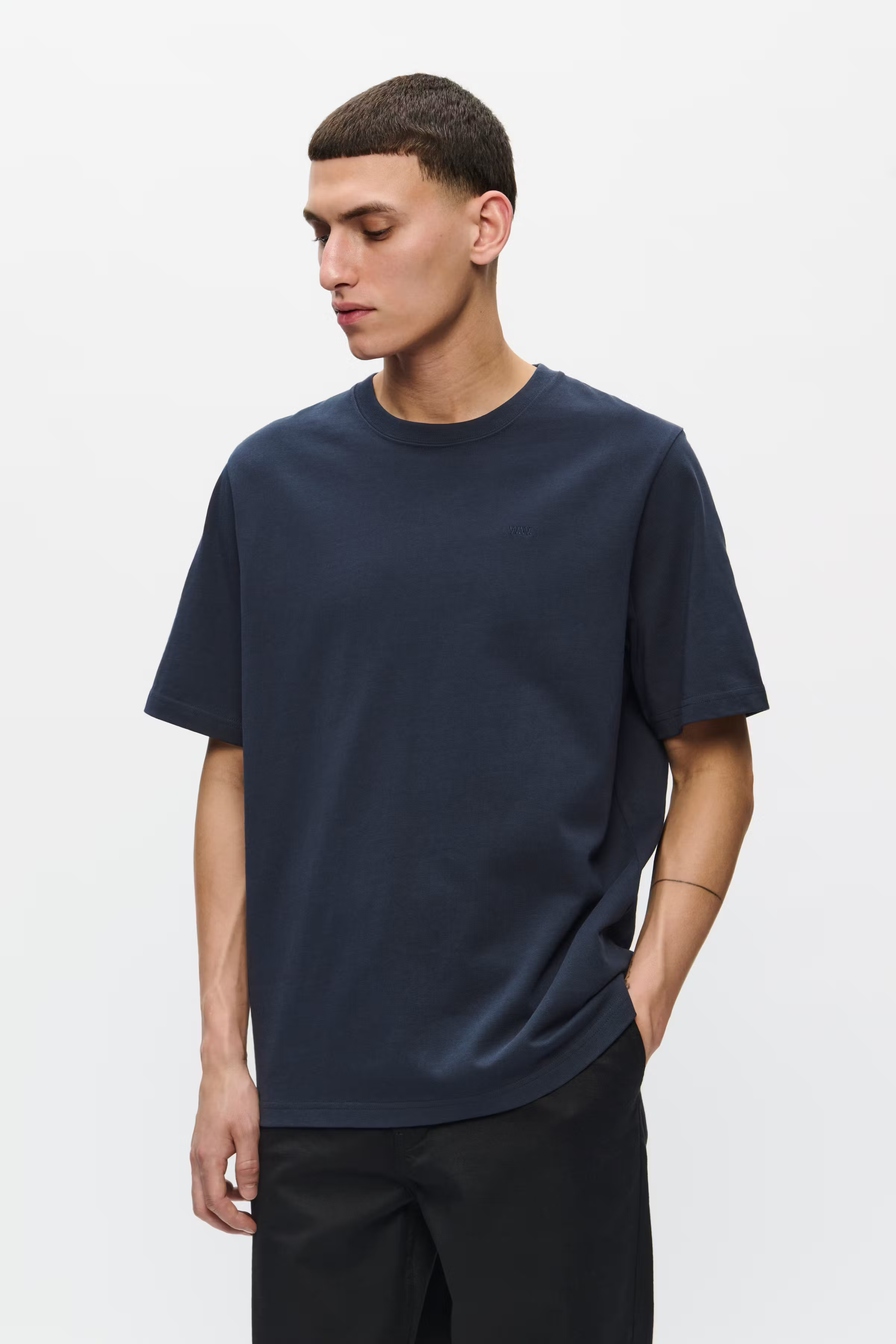 WWBobby T-shirt LOOKBOOK FRONT 30251550-194011