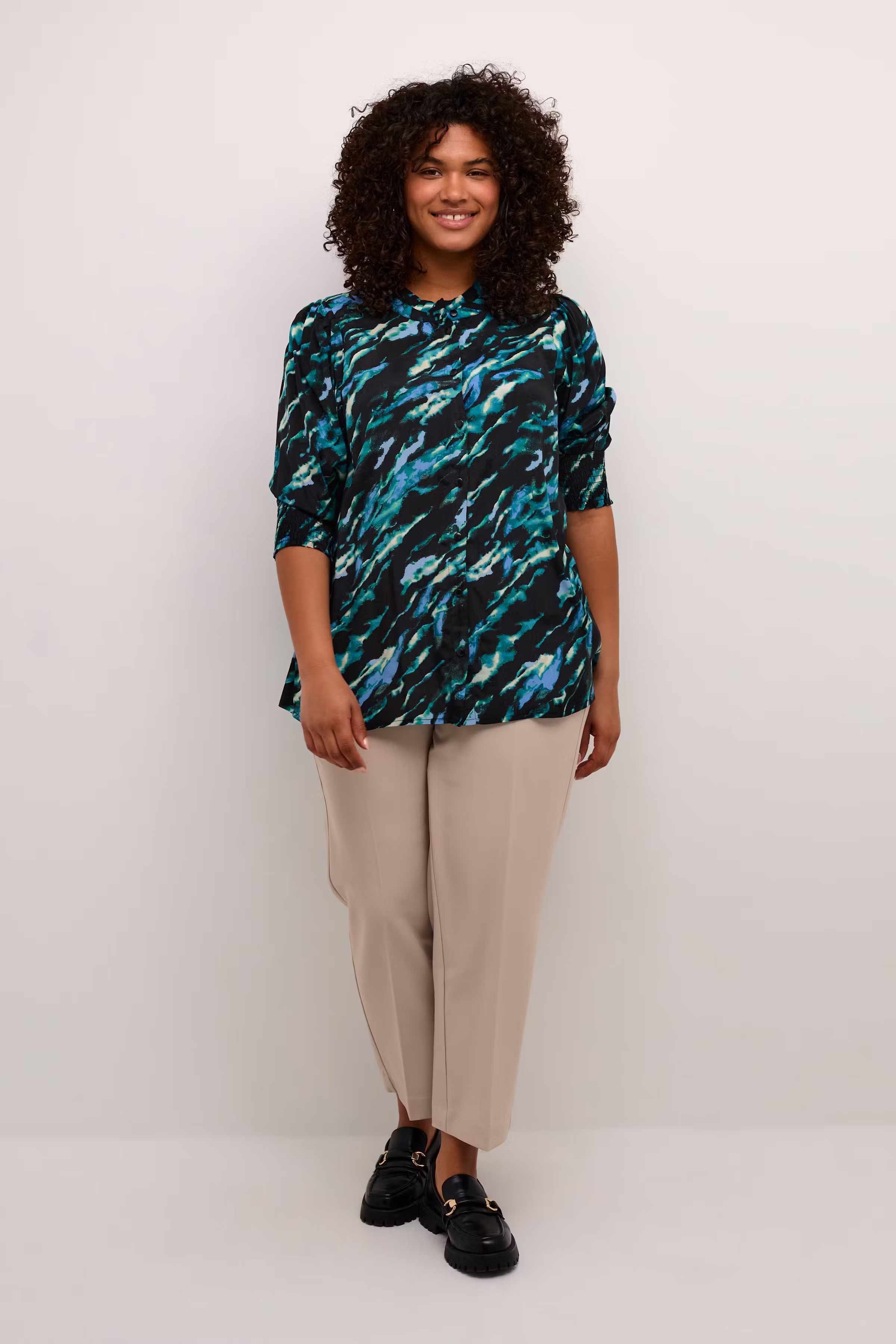 KCnatana Hemd LOOKBOOK FRONT 10581998-105180