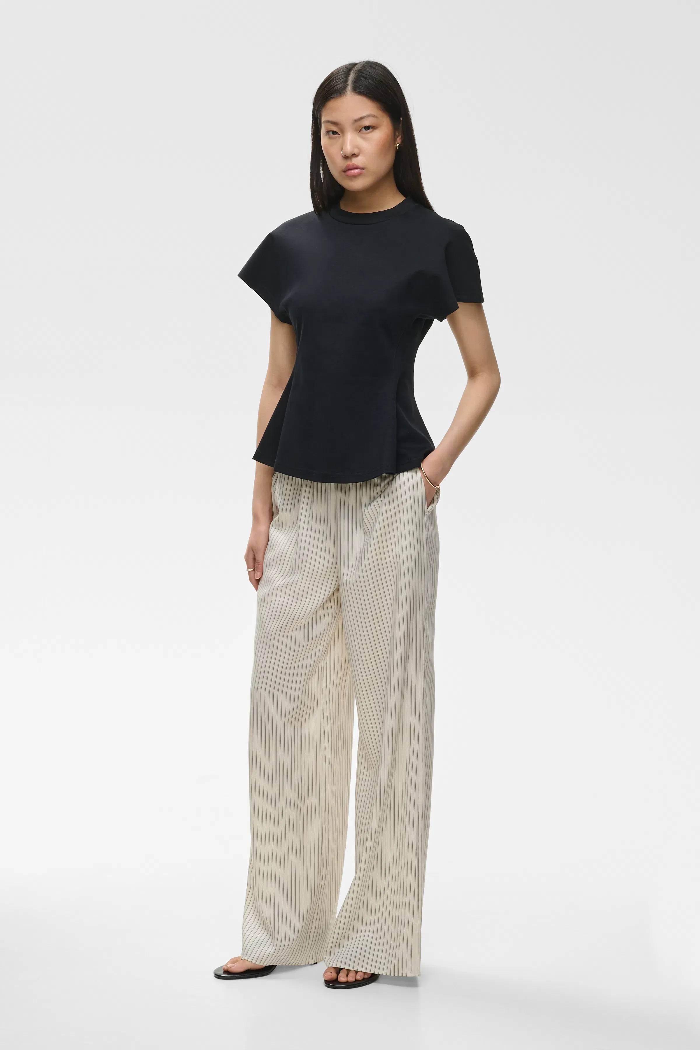 IOPIA Trousers LOOKBOOK FRONT 30600632-MC2167