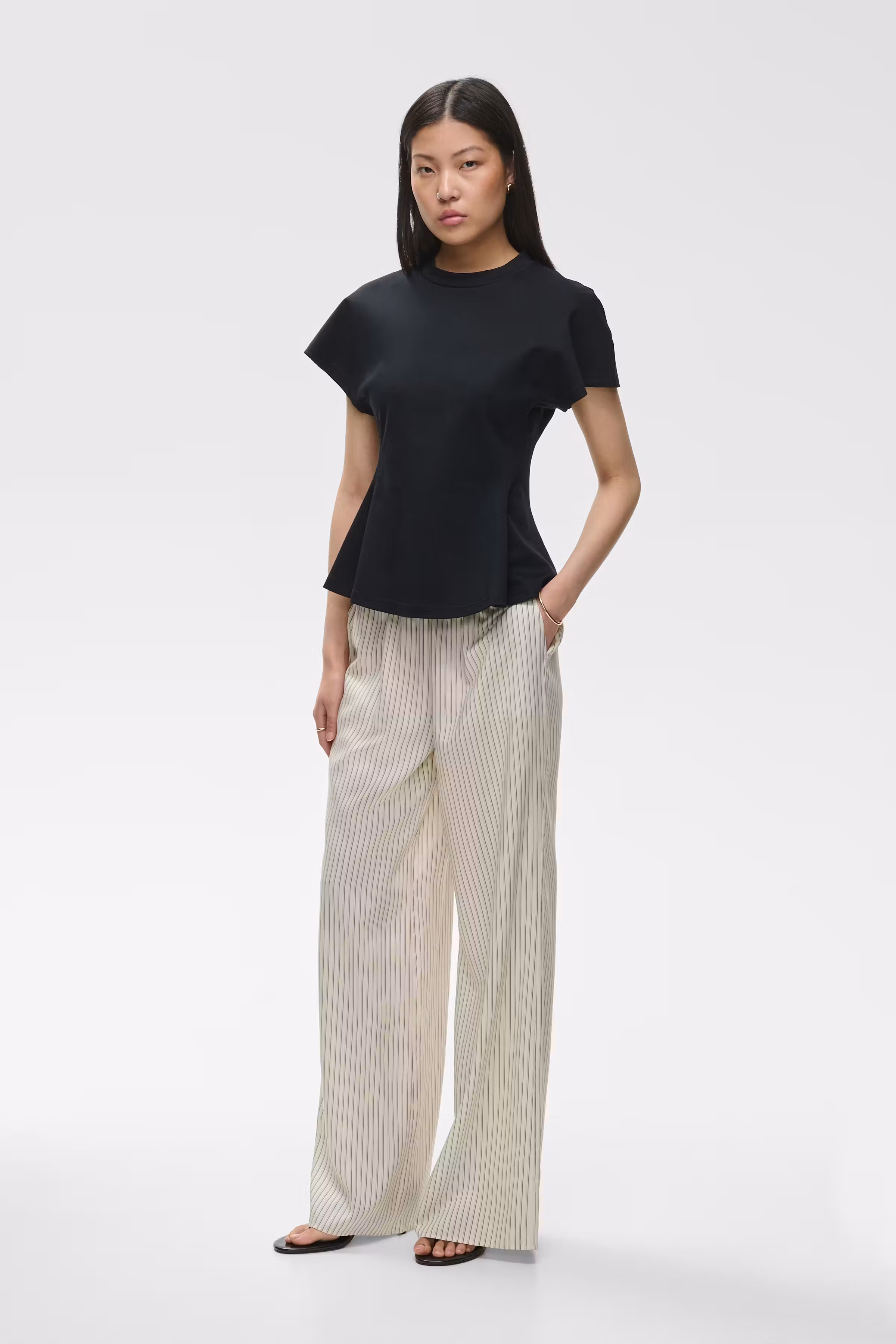 IOPIA Trousers LOOKBOOK FRONT 30600632-MC2167