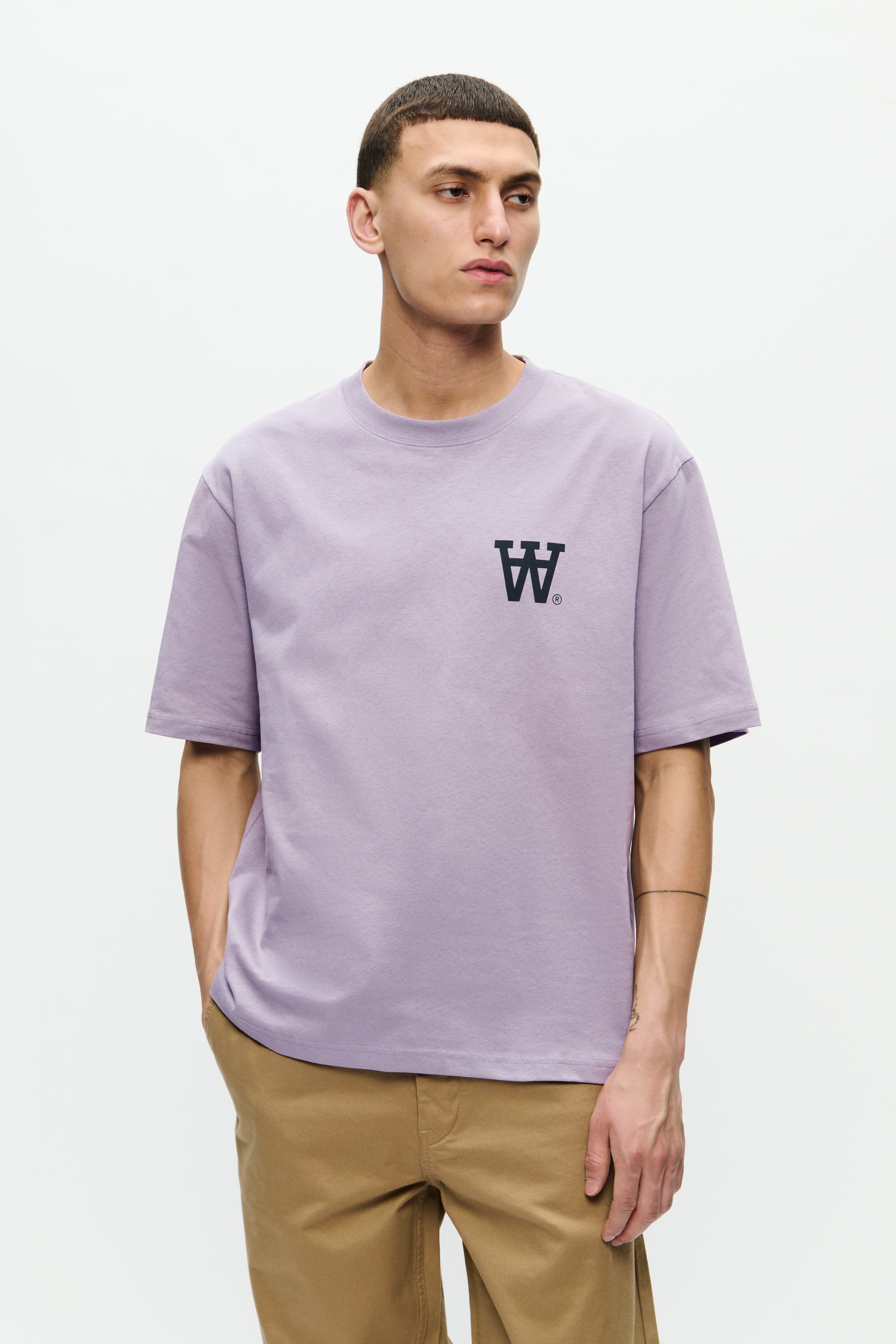 WWLiam T-shirt LOOKBOOK FRONT 30251546-173906