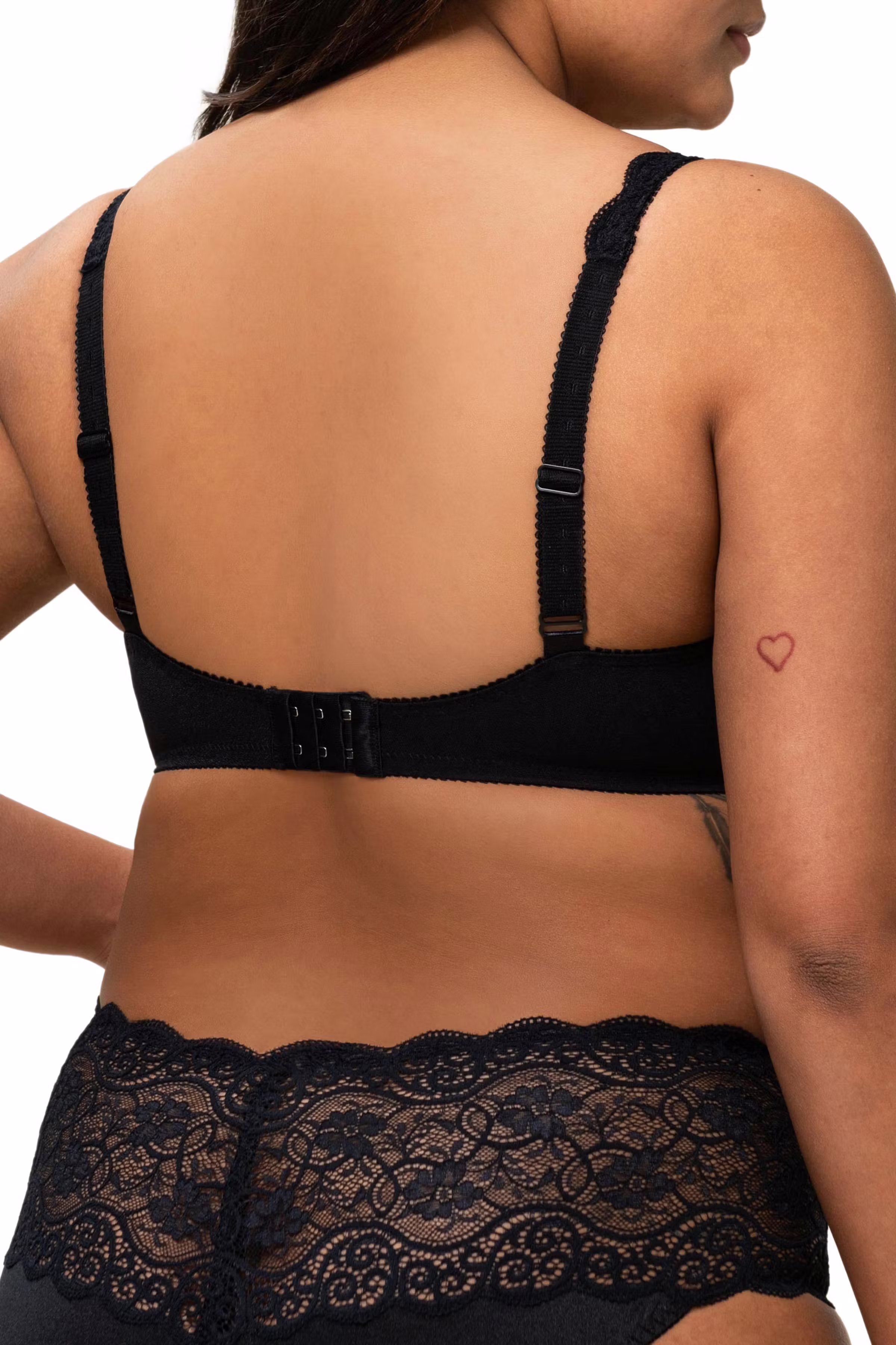 Amourette Bra LOOKBOOK BACK 40500160-T0004