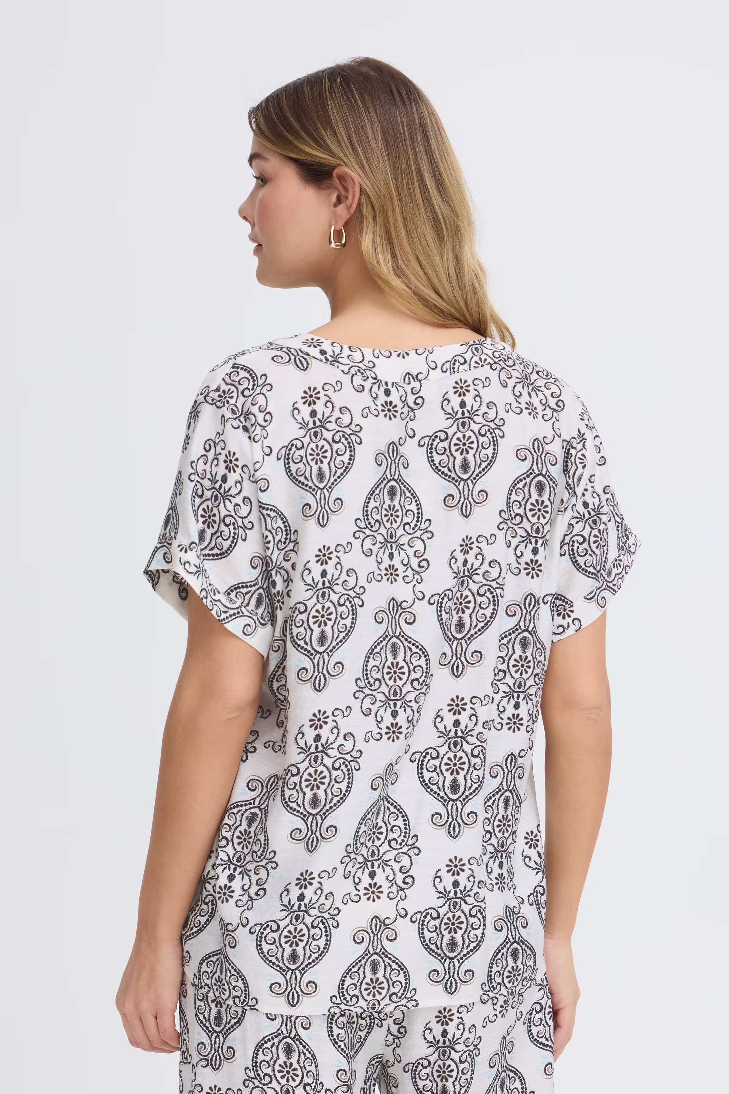 FRARIANA Blus LOOKBOOK BACK 20617789-900008630