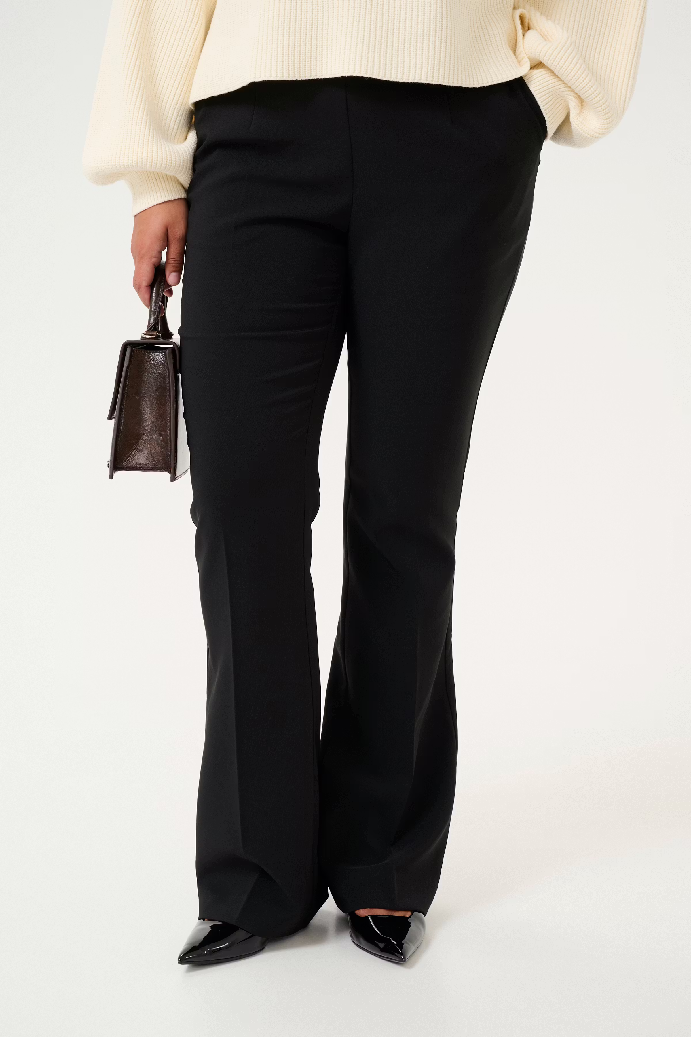 JoelleGZ Trousers LOOKBOOK FRONT 10909327-100017