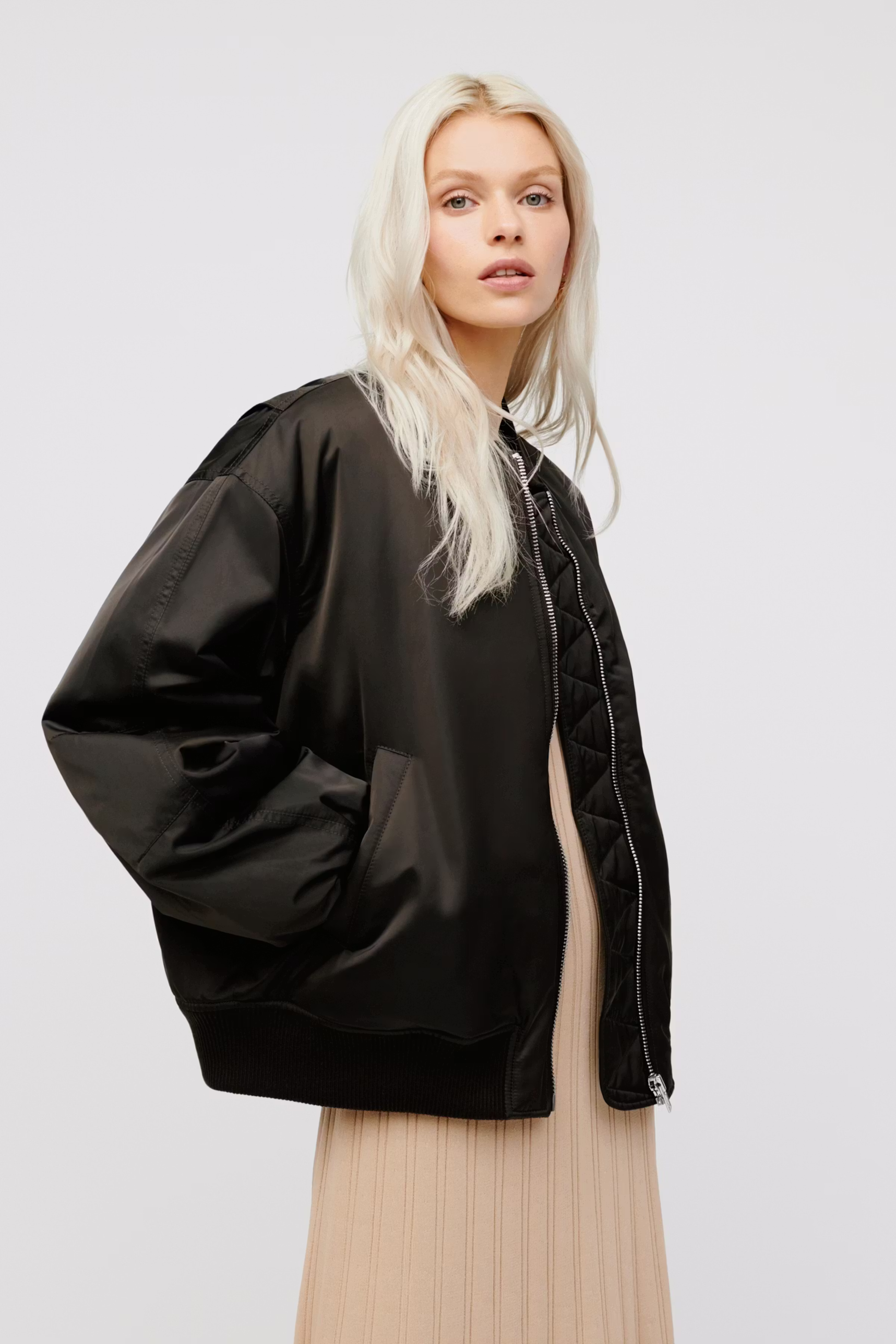 JANE JACKET LOOKBOOK FRONT 30600420-BR291