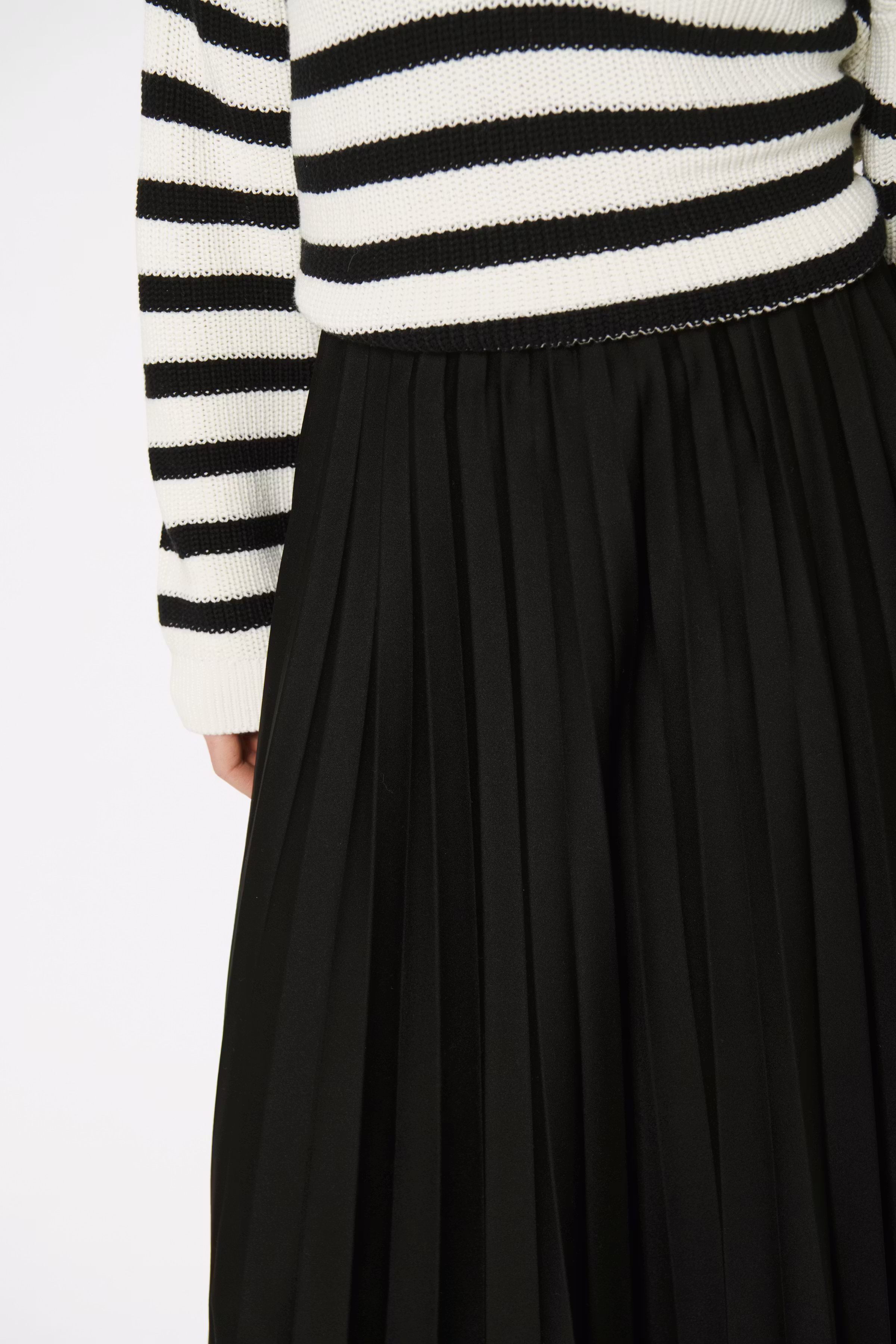 LuiseSZ Skjørt LOOKBOOK DETAIL 30512205-193911