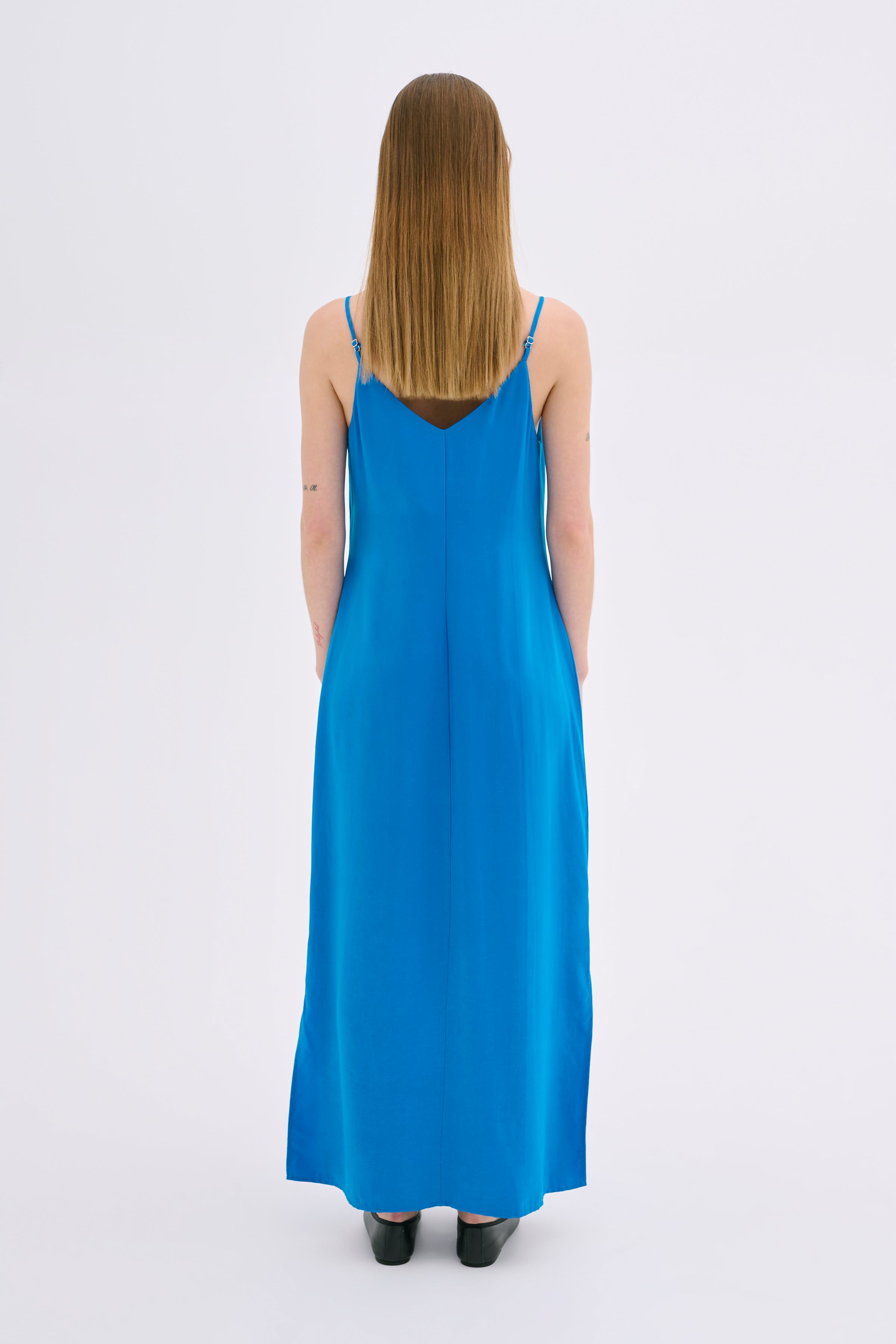 EstelleMW Dress LOOKBOOK BACK 10704425-184244