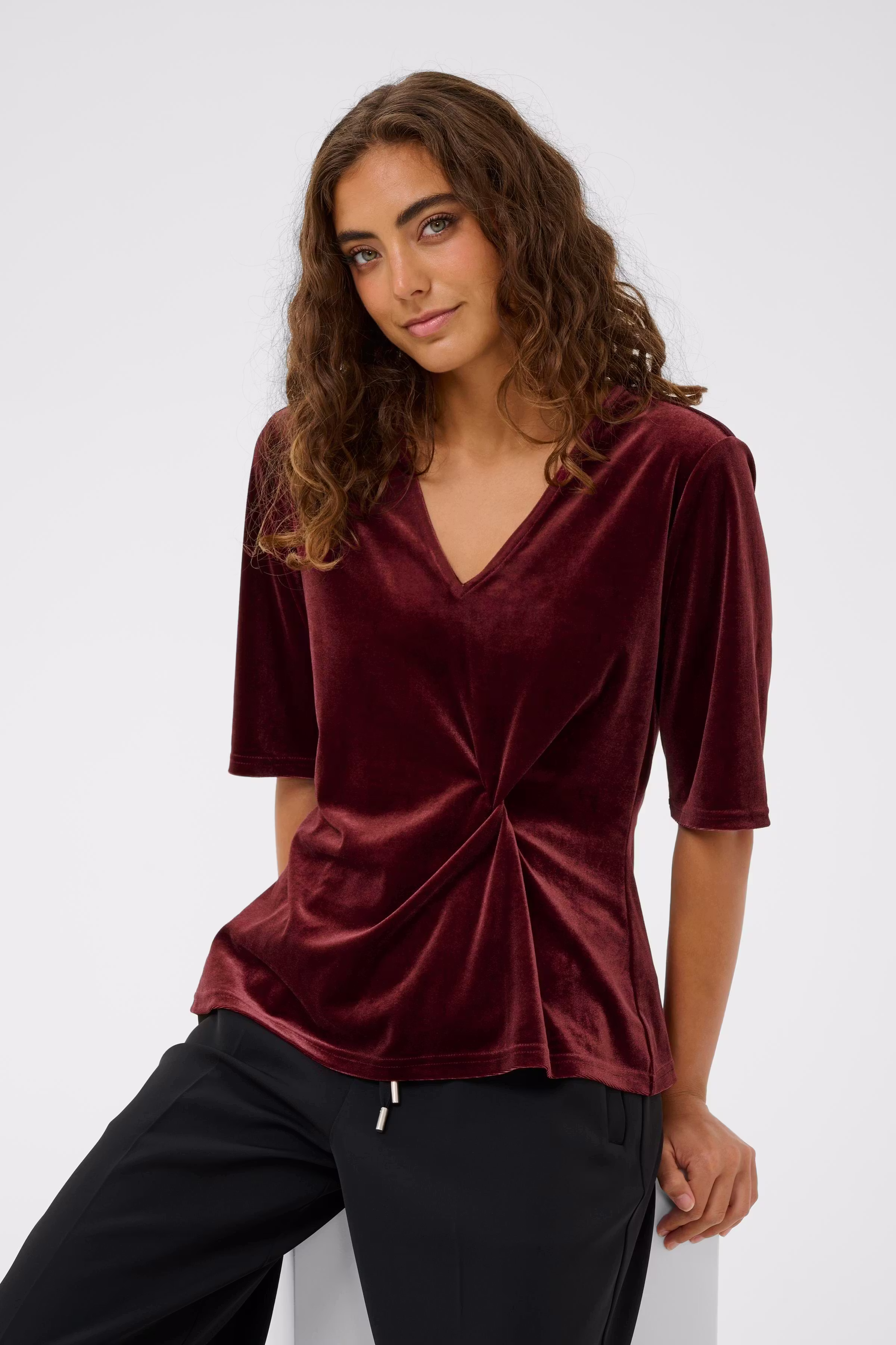 CUzoe velourbluse LOOKBOOK DETAIL 50112496-191522