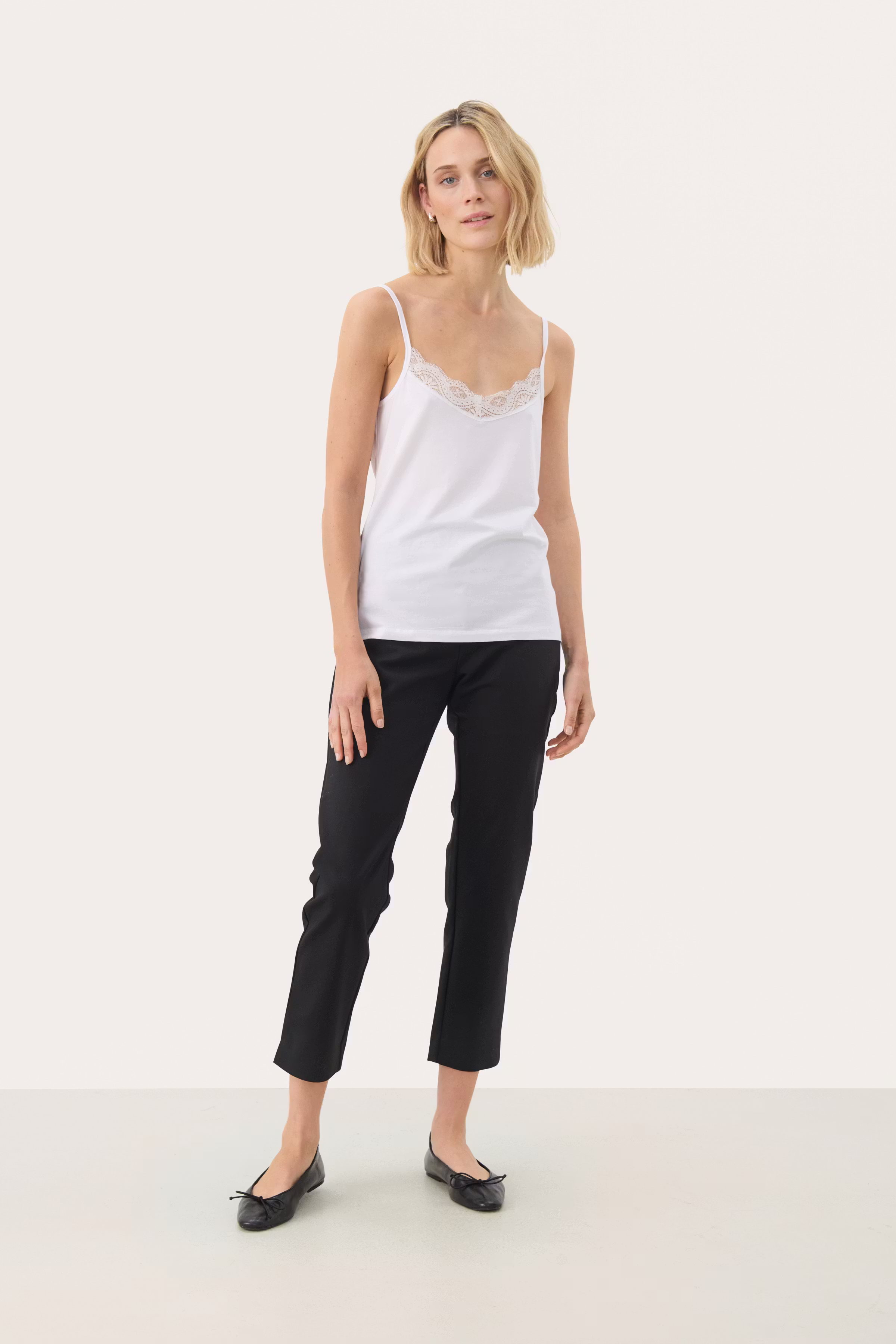 NatalienePW Top LOOKBOOK FRONT 30309863-110601